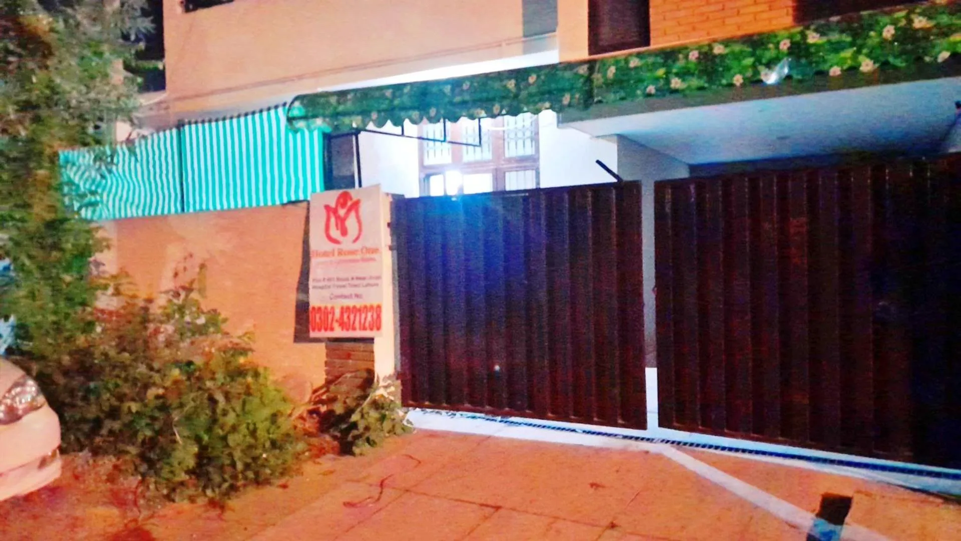 Property building in Hotel Rose One Lahore