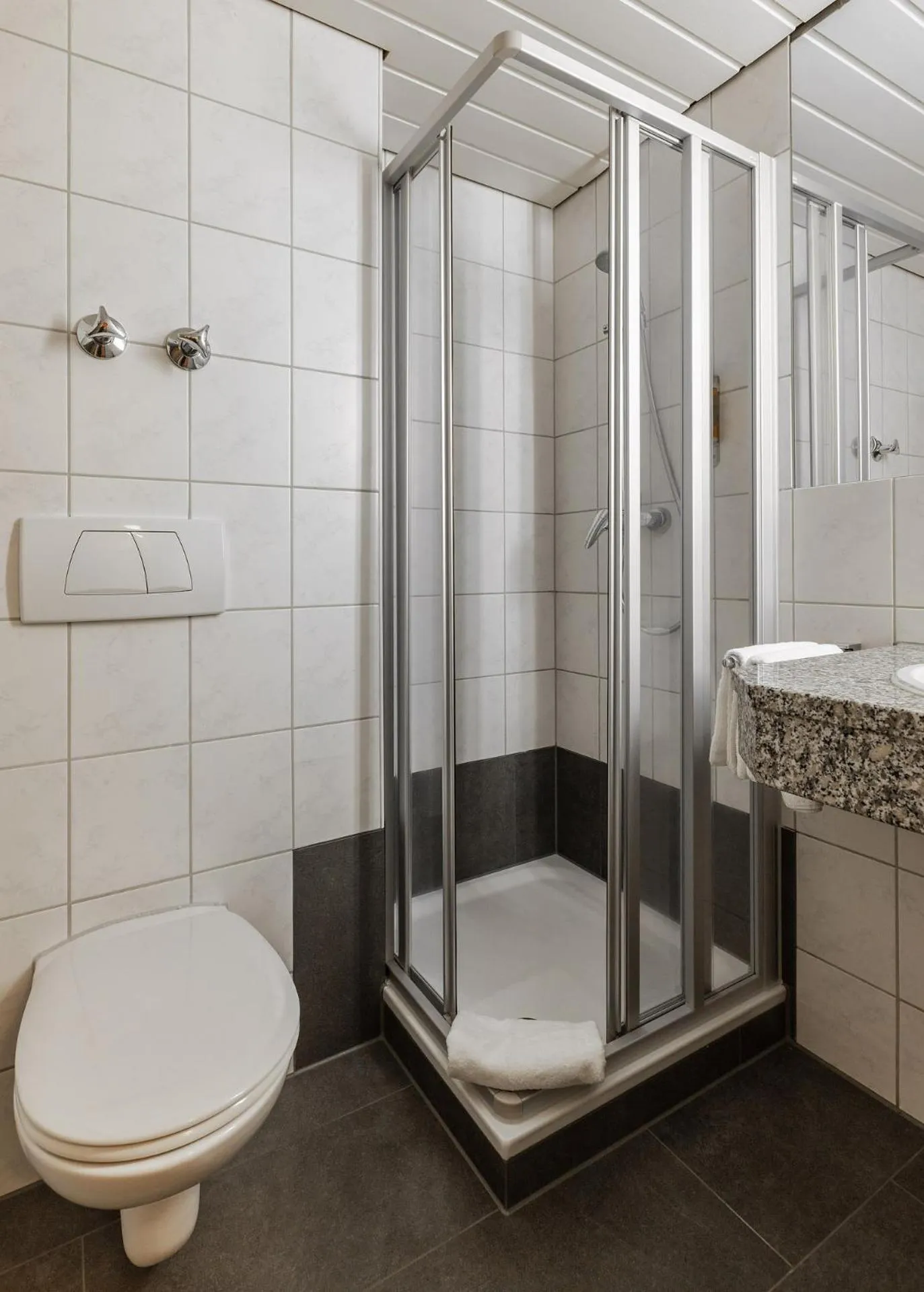 Shower in Brauereigasthof Hofmark