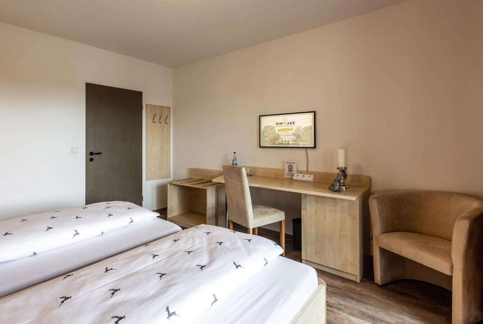 Seating area, Bed in Brauereigasthof Hofmark