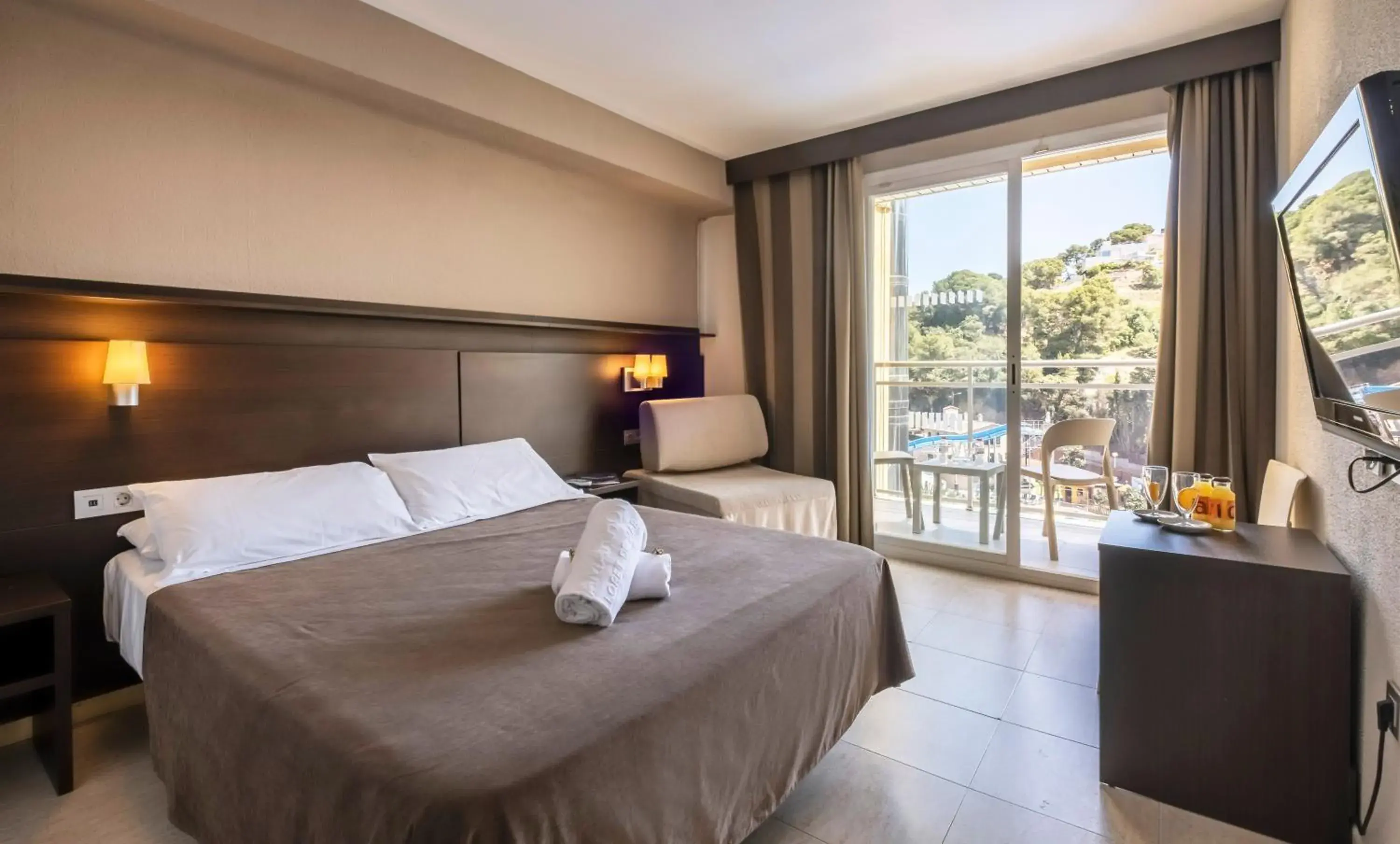 Double or Twin Room with Pool View in Hotel Rosamar Garden Resort 4* Double or Twin Room with Pool View in Hotel Rosamar Garden Resort 4*