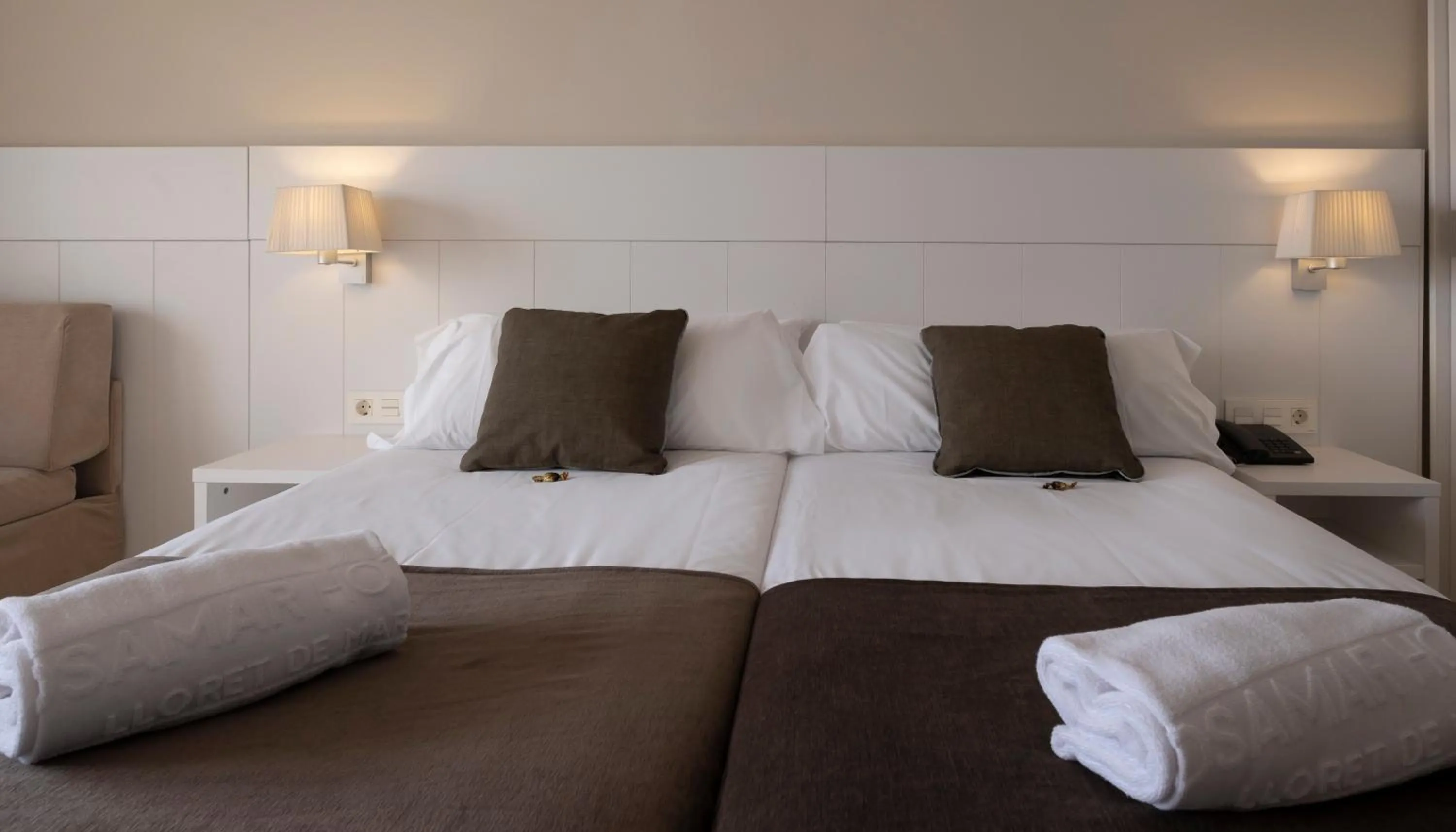 Bed in Hotel Rosamar Maxim 4*- Adults Only