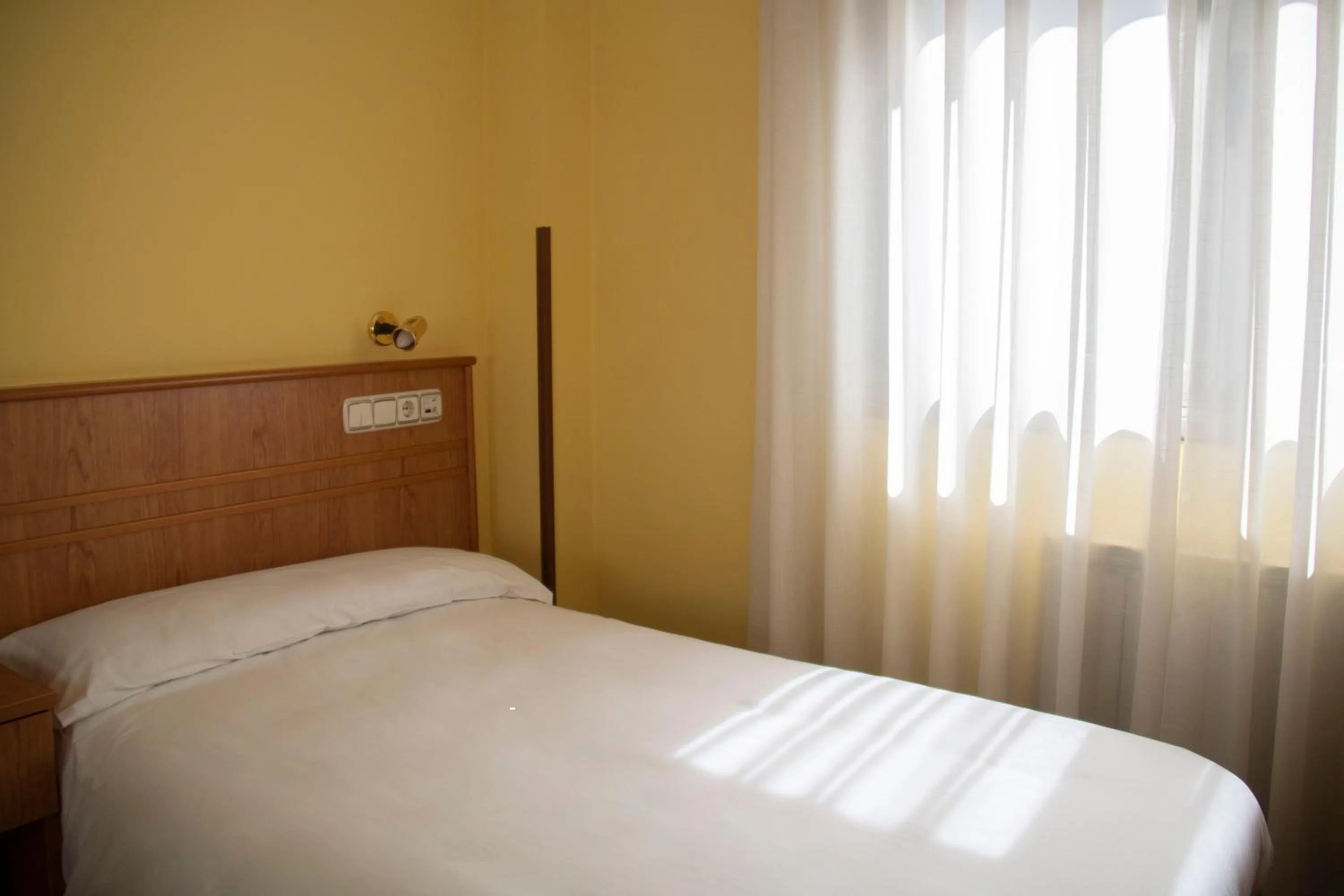 Bed in Hotel Alda Estación Oviedo