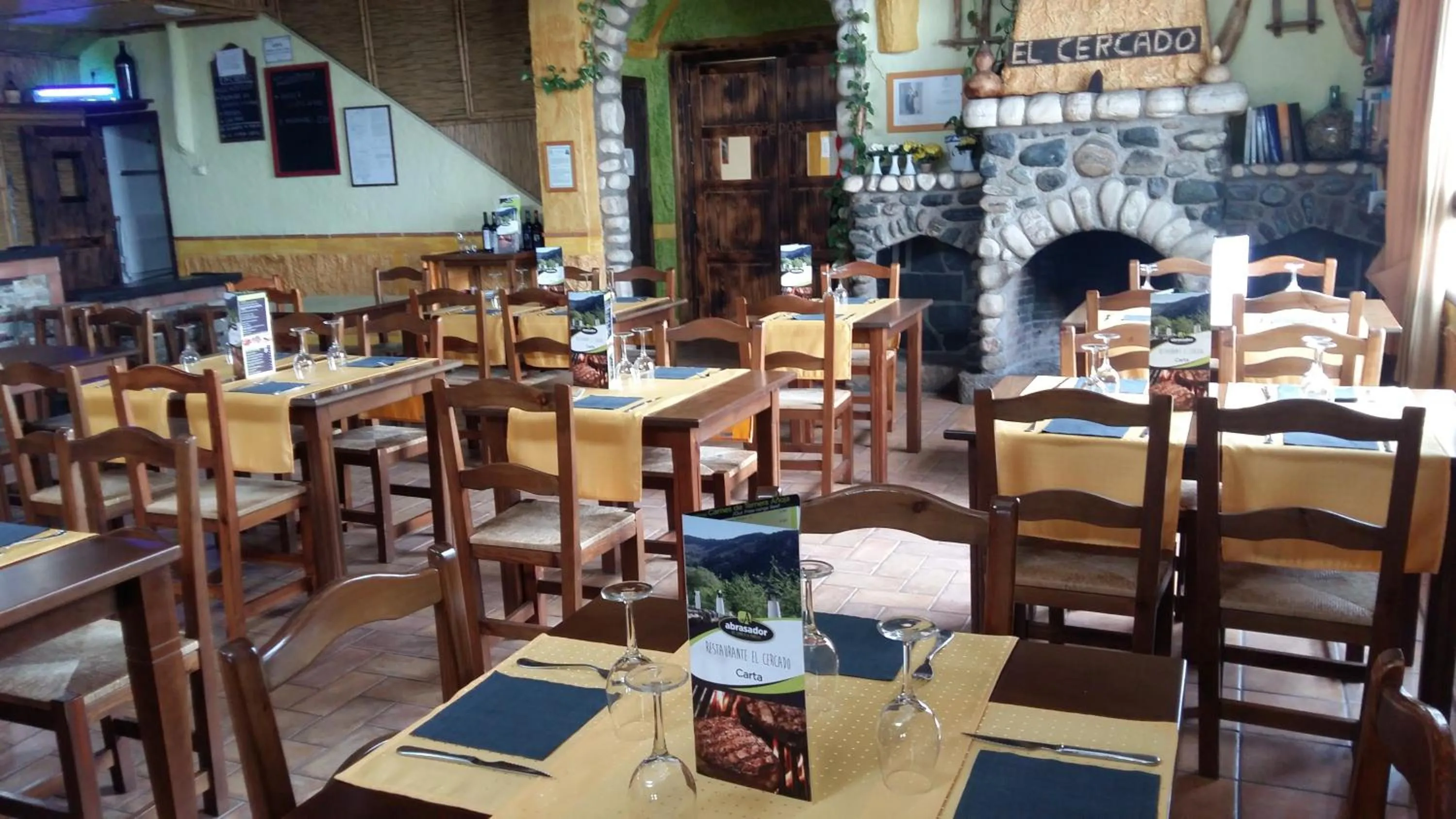 Restaurant/places to eat in Turismo Rural & SPA El Cercado