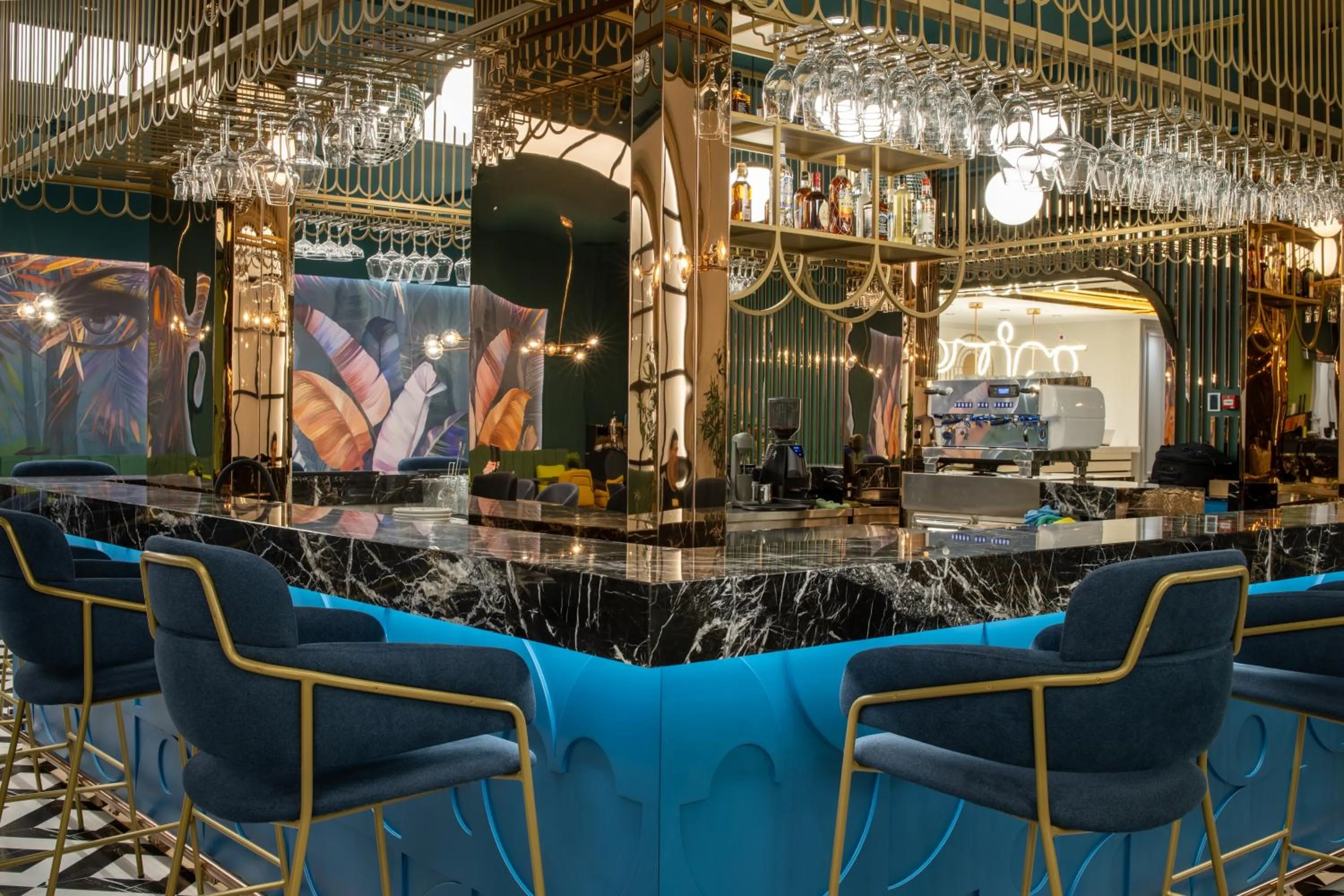 Lounge or bar in Calisi Hotel