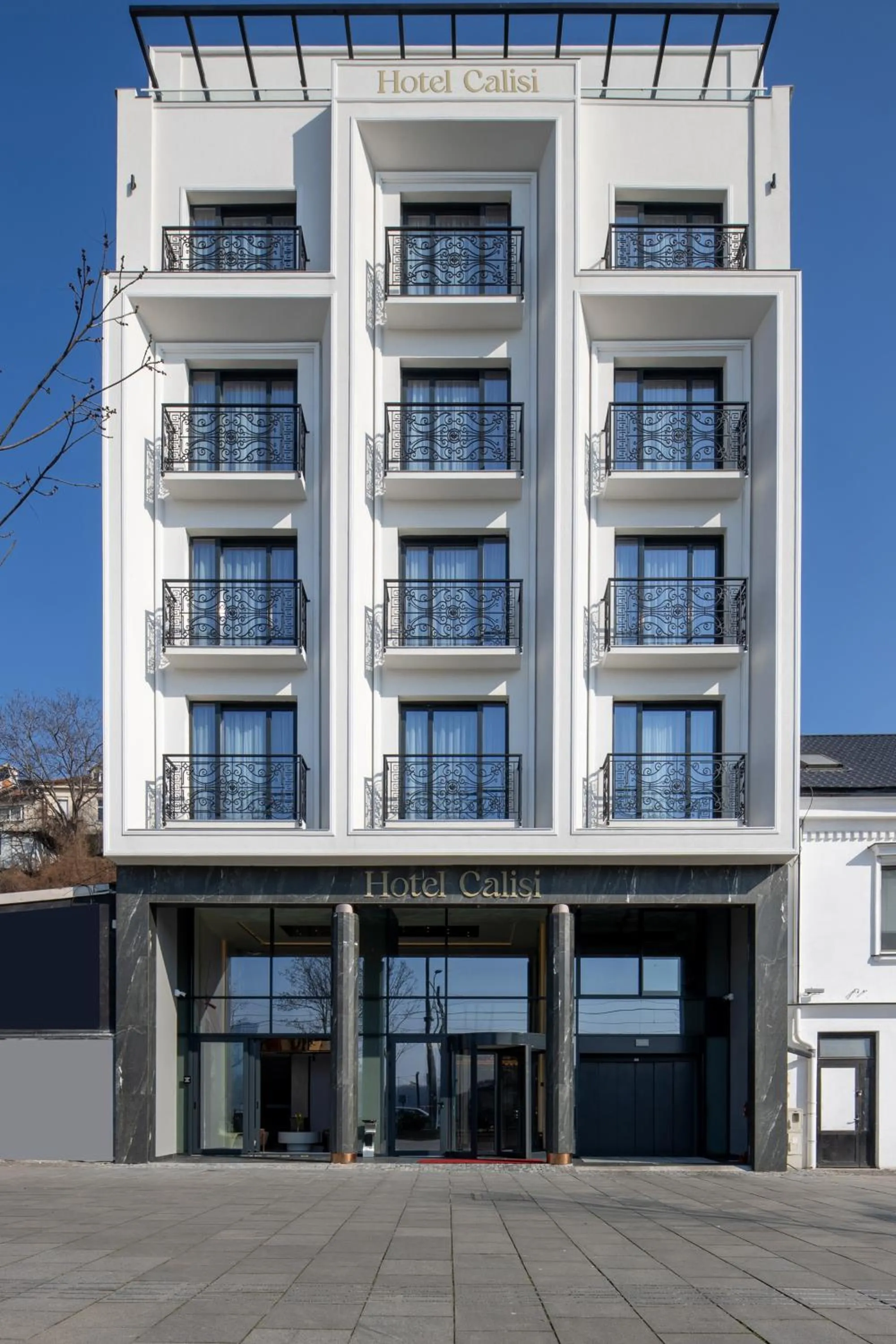 Property building in Calisi Hotel