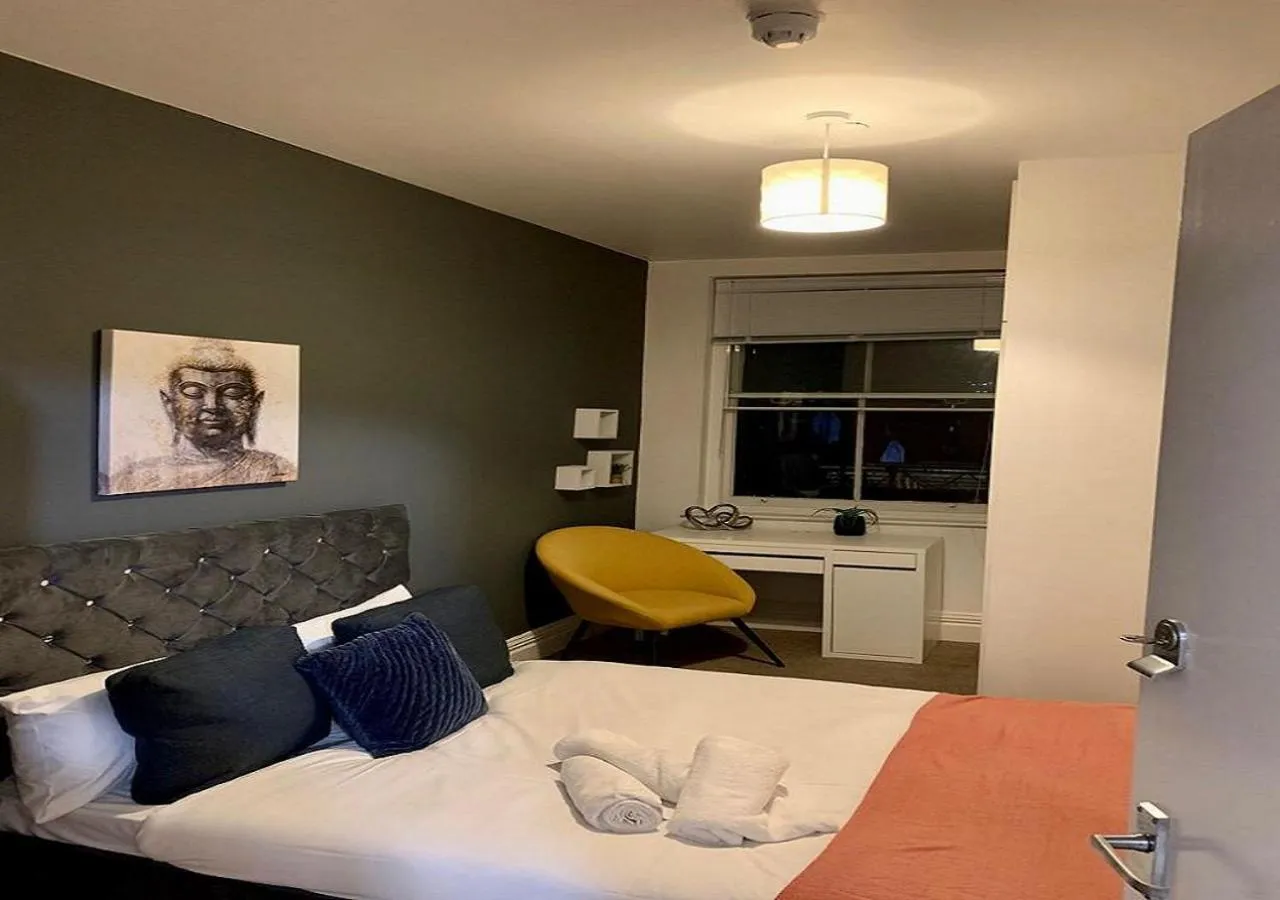 Bedroom in Mollyinn Central Brighton