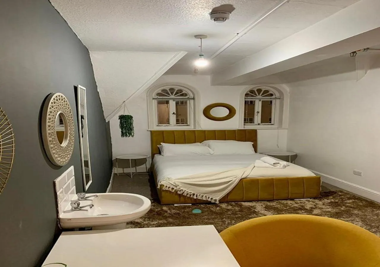 Bedroom in Mollyinn Central Brighton