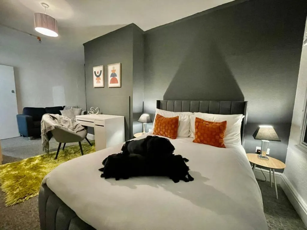 Mollyinn Central Brighton