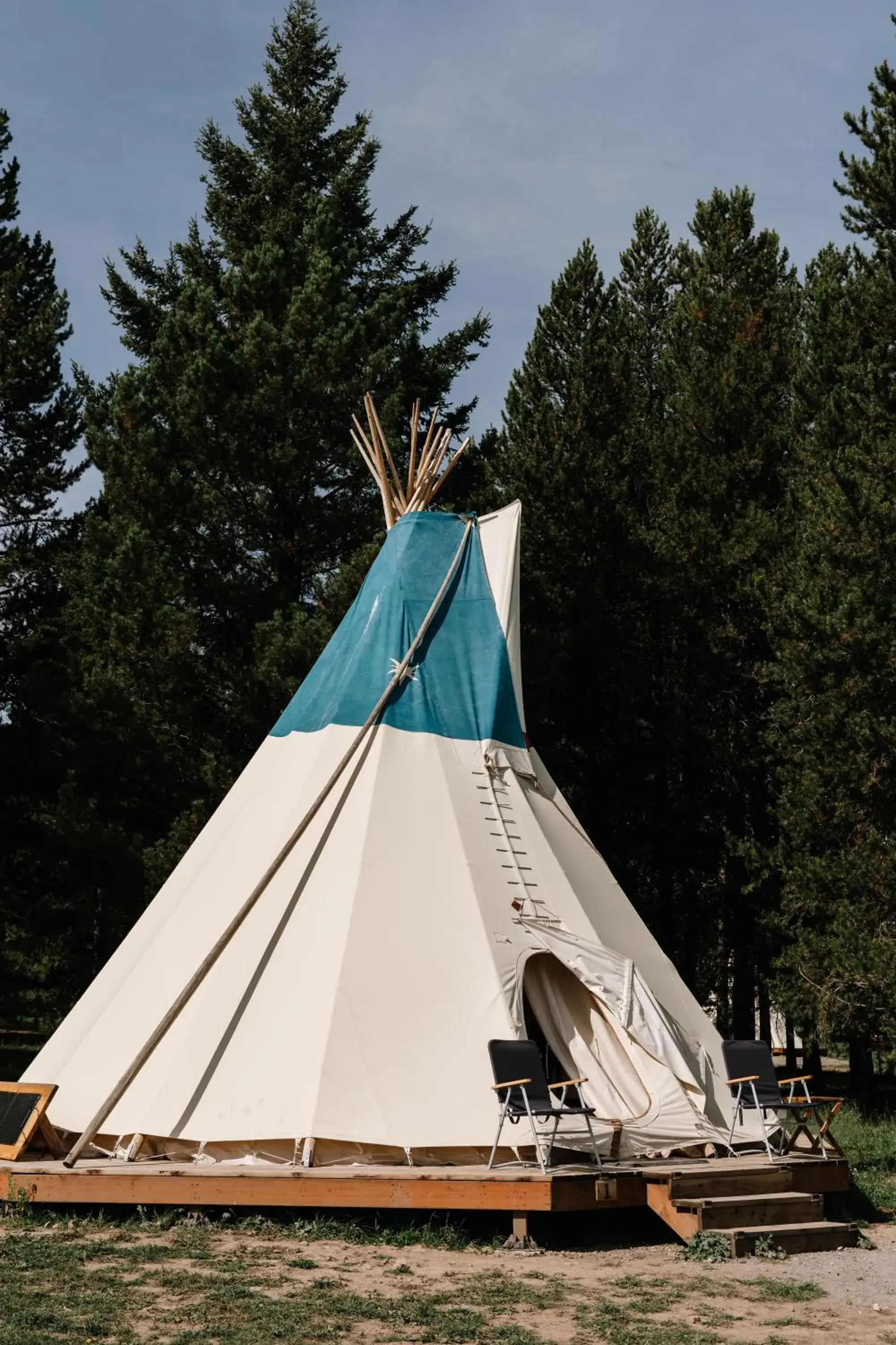 Yellowstone Family Tepee in Starlight Retreat Yellowstone Yellowstone Family Tepee in Starlight Retreat Yellowstone