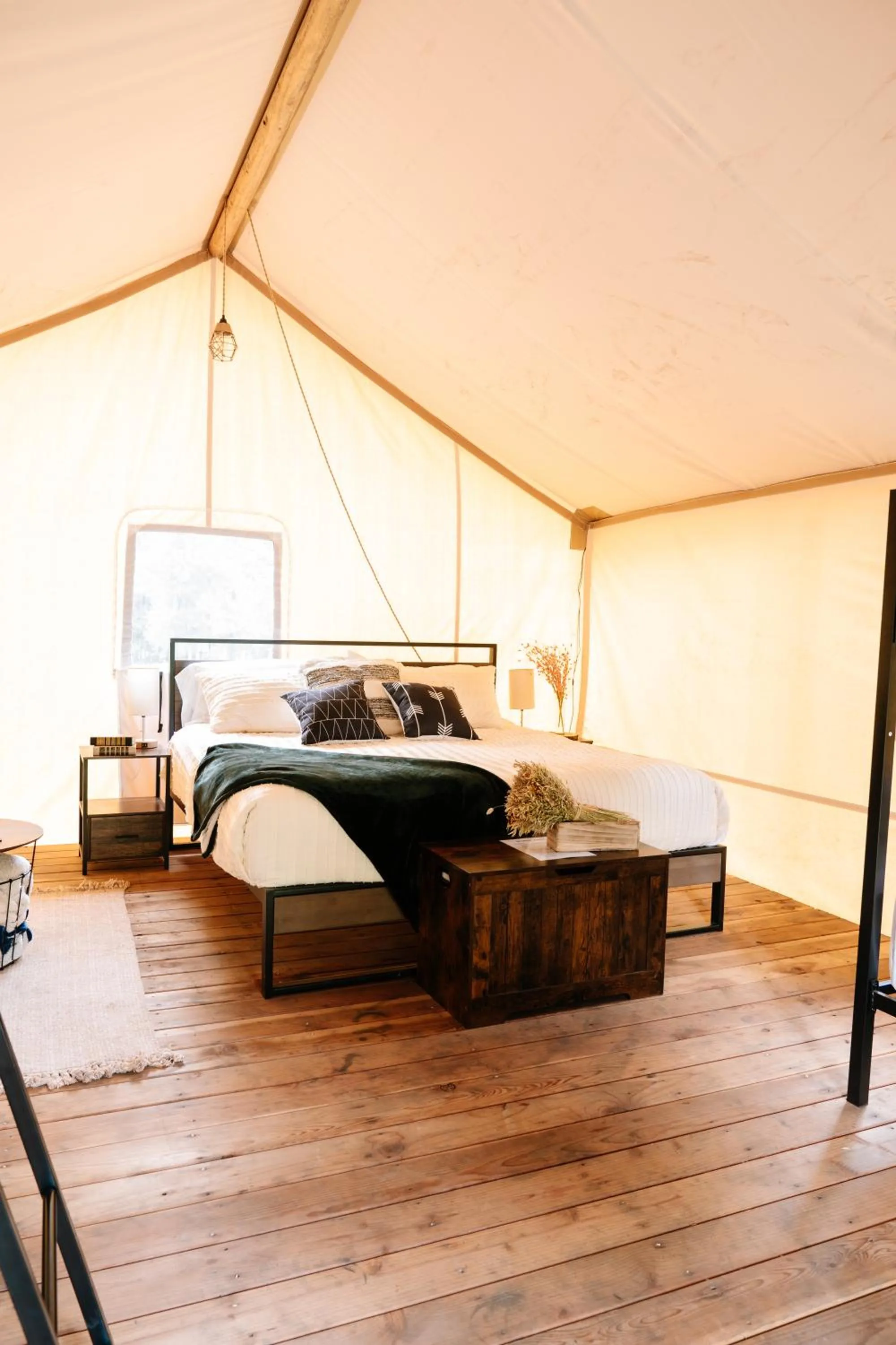 Bed in Starlight Retreat Yellowstone