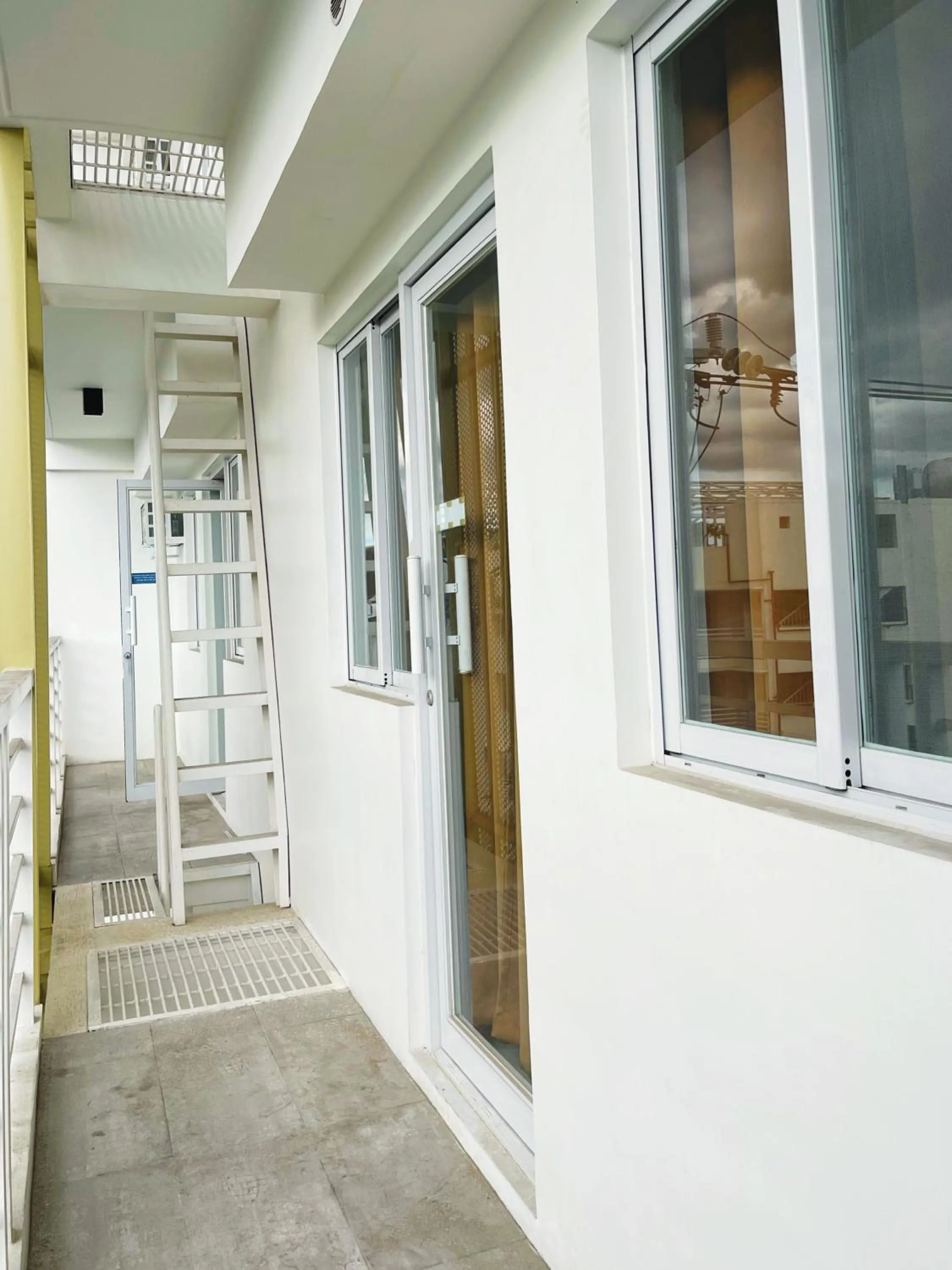 Balcony/Terrace in Airo Suites Makati