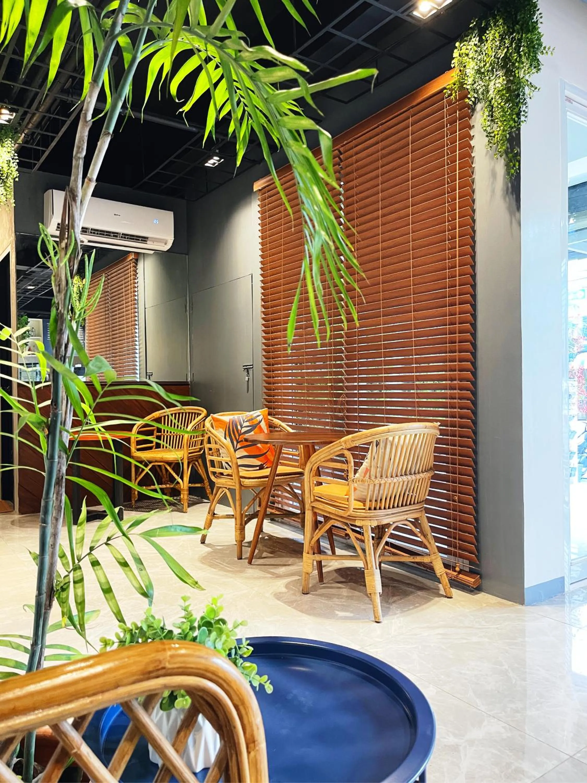 Lobby or reception in Airo Suites Makati