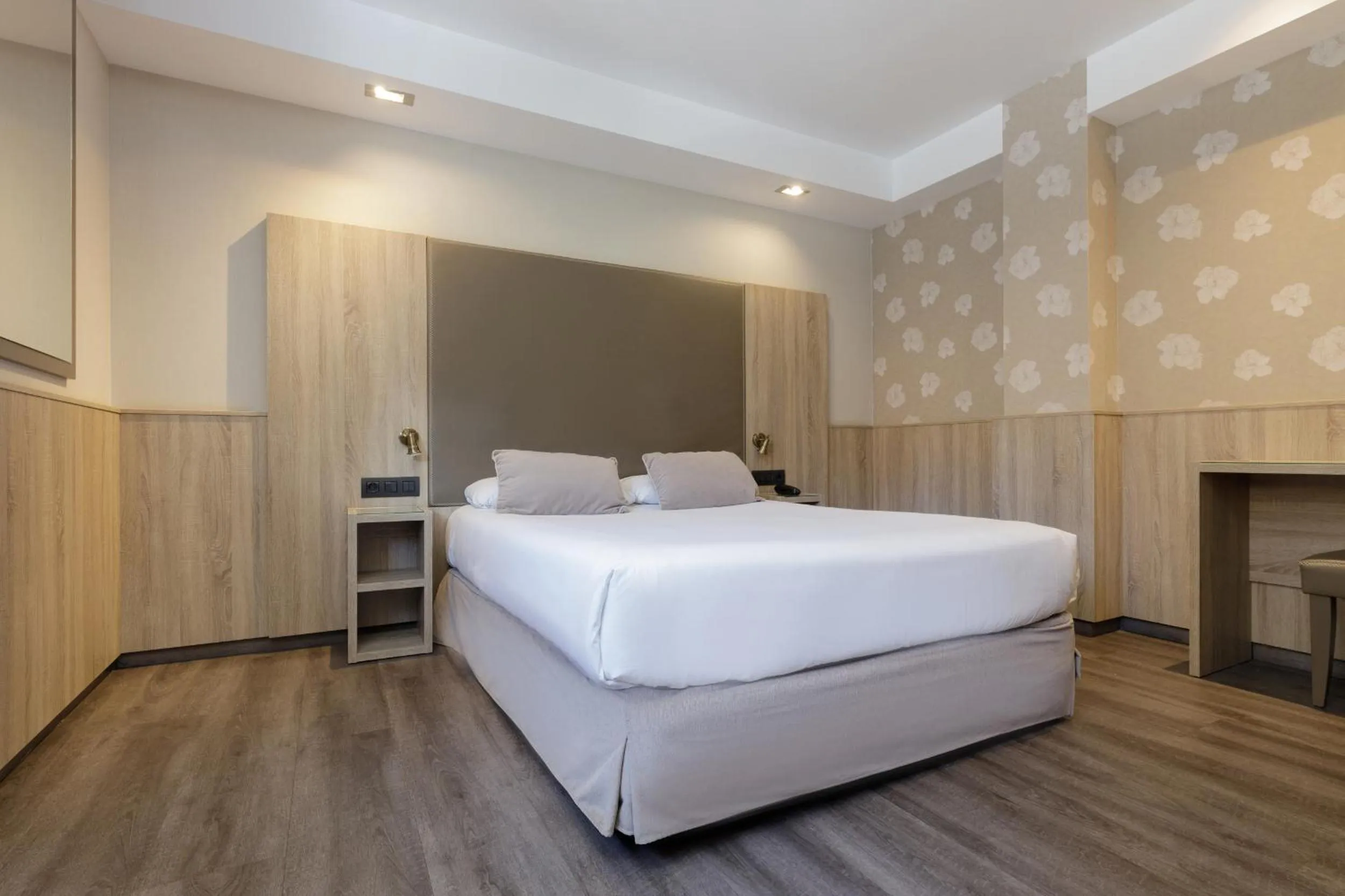 Bedroom, Bed in Hotel Civera