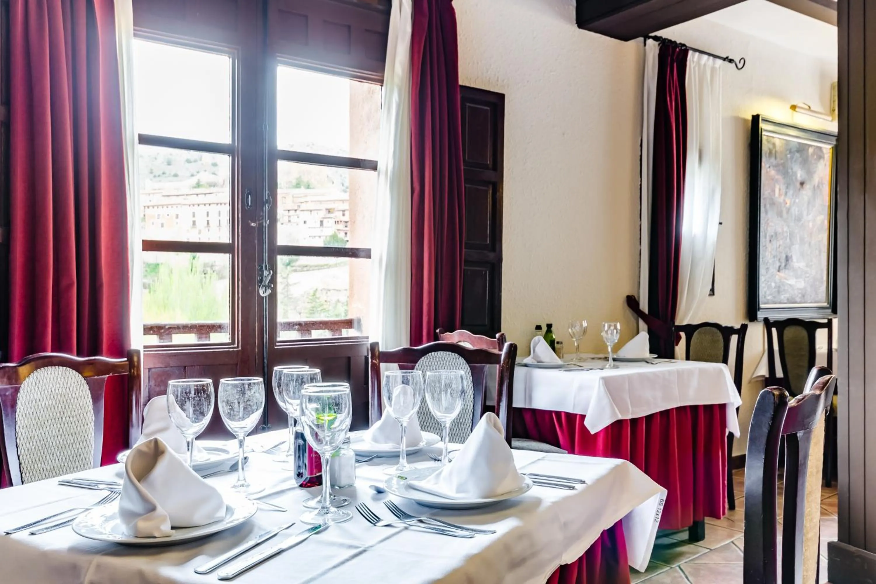 Restaurant/places to eat in Hotel Albarracín