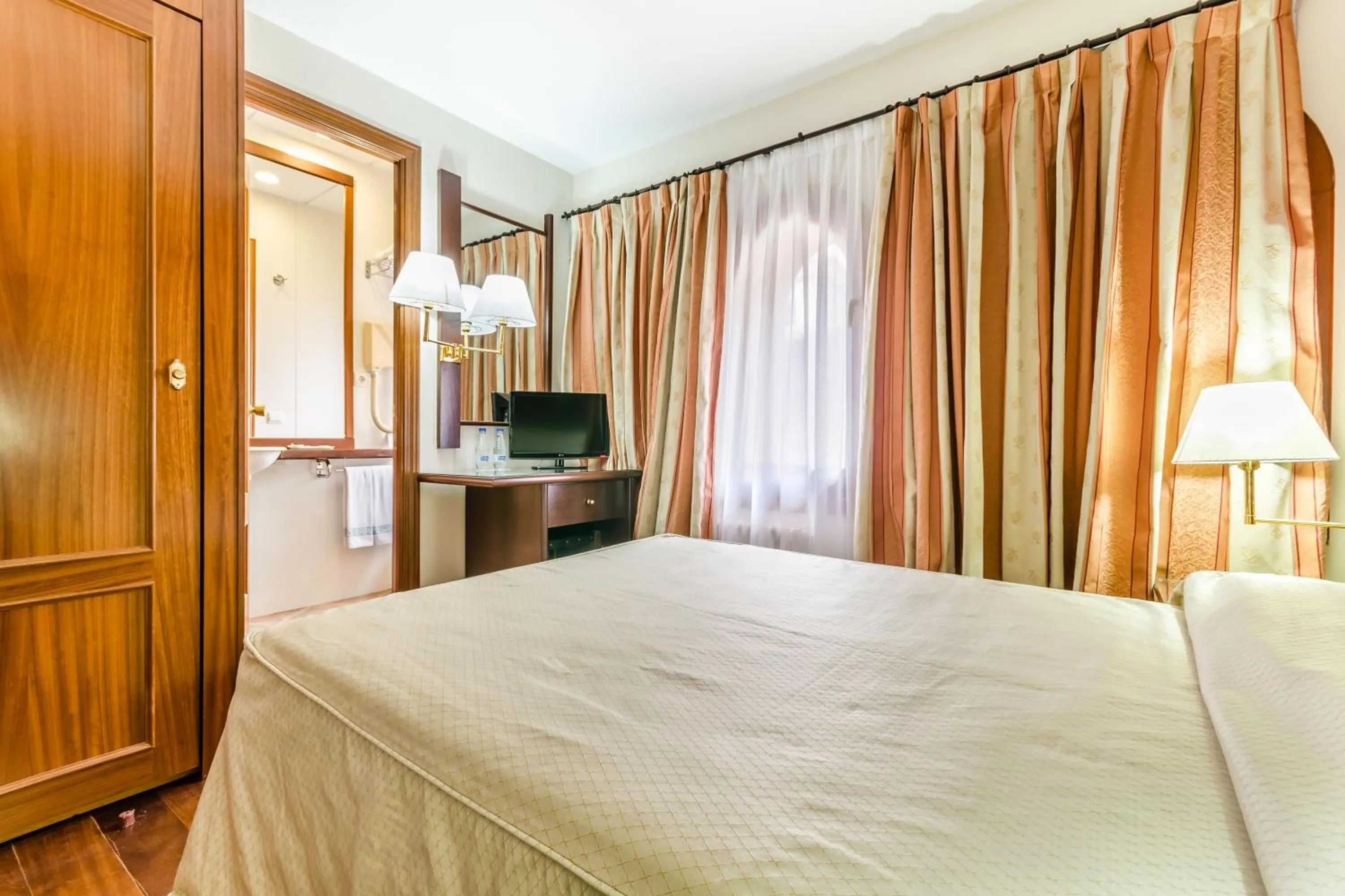 Bed in Hotel Albarracín