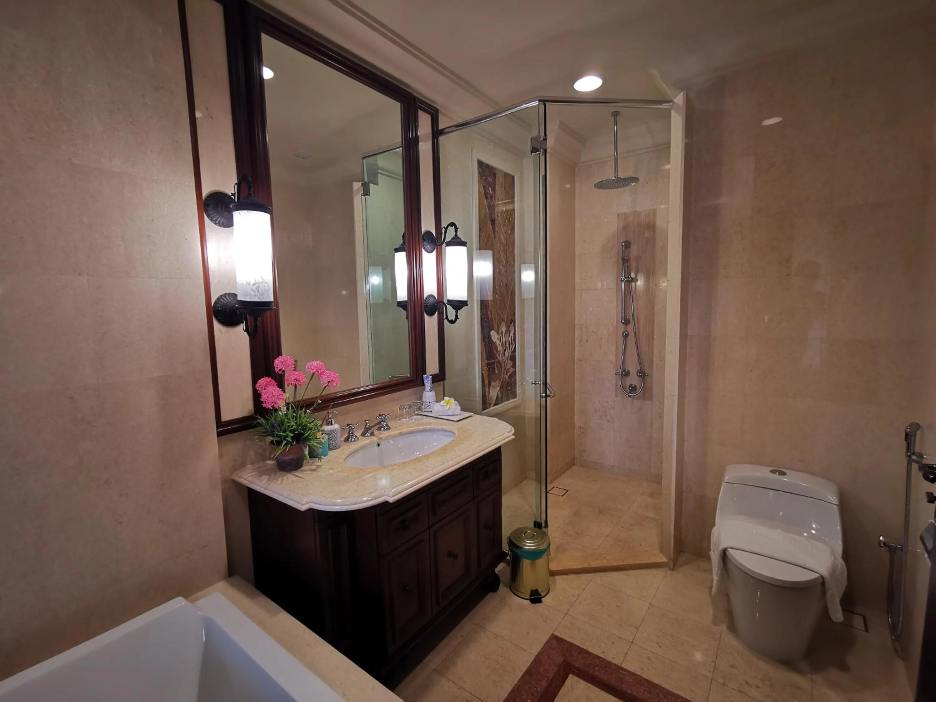 Toilet in Casa del Rio Residences