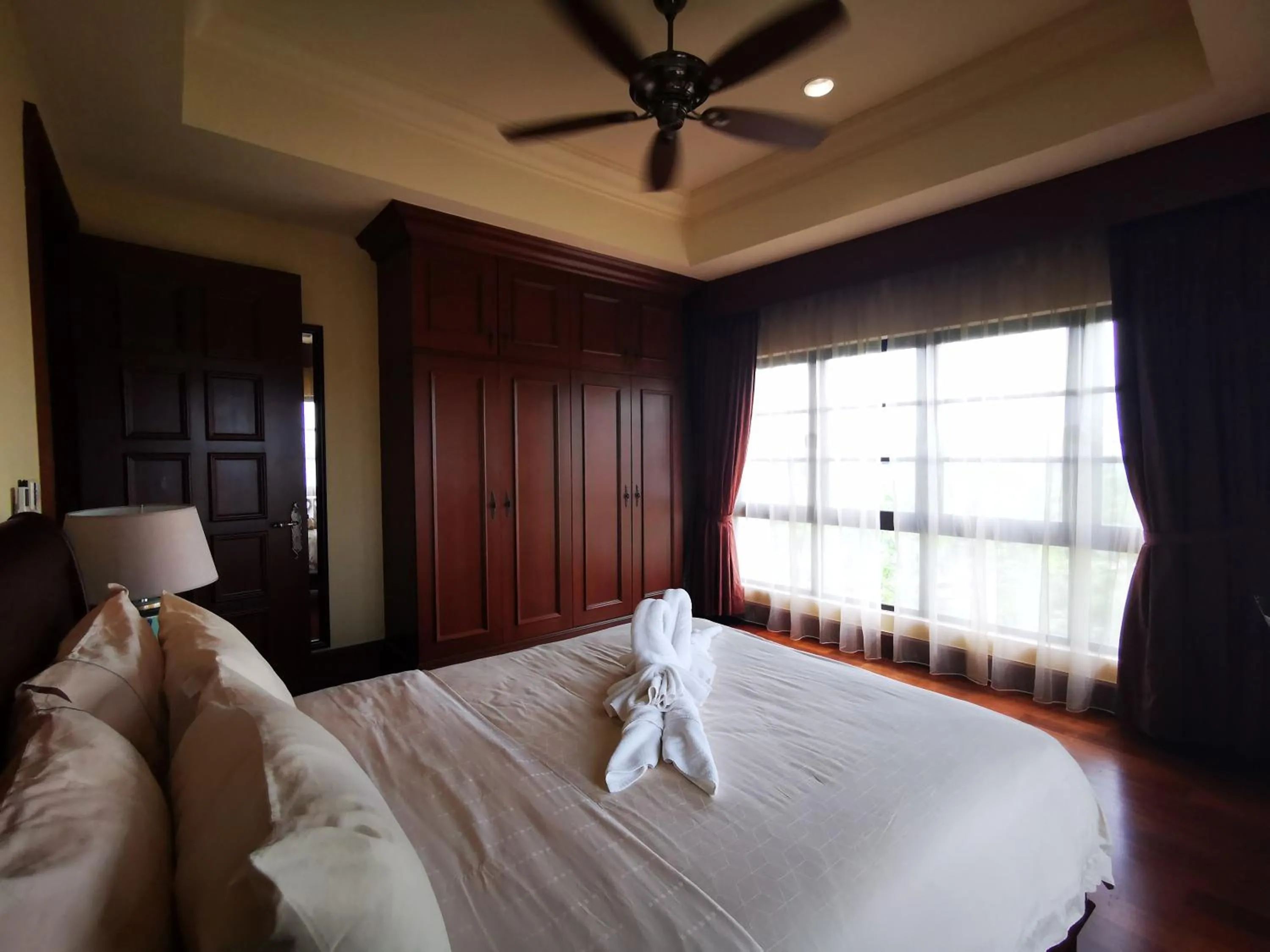 Bed in Casa del Rio Residences