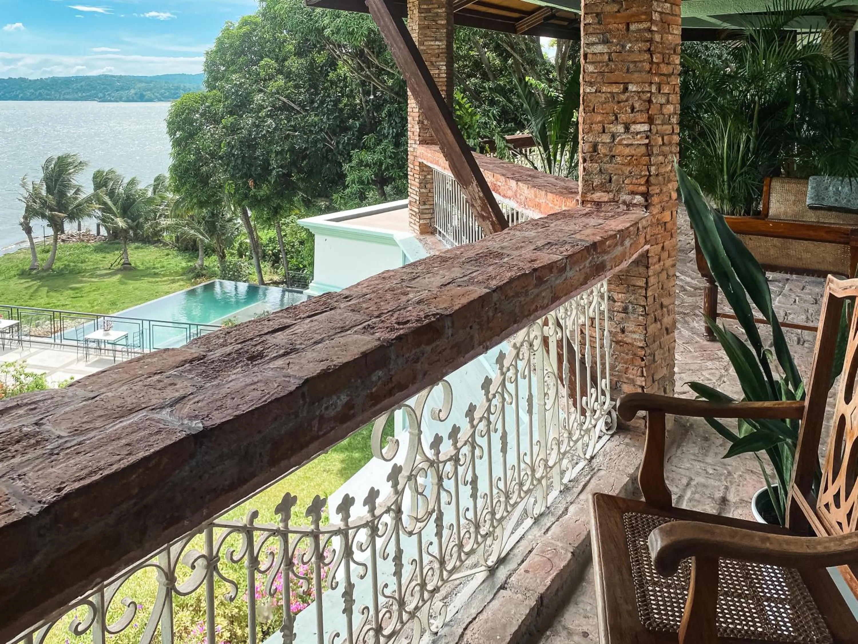 Balcony/Terrace in Nuuk Taal Lake