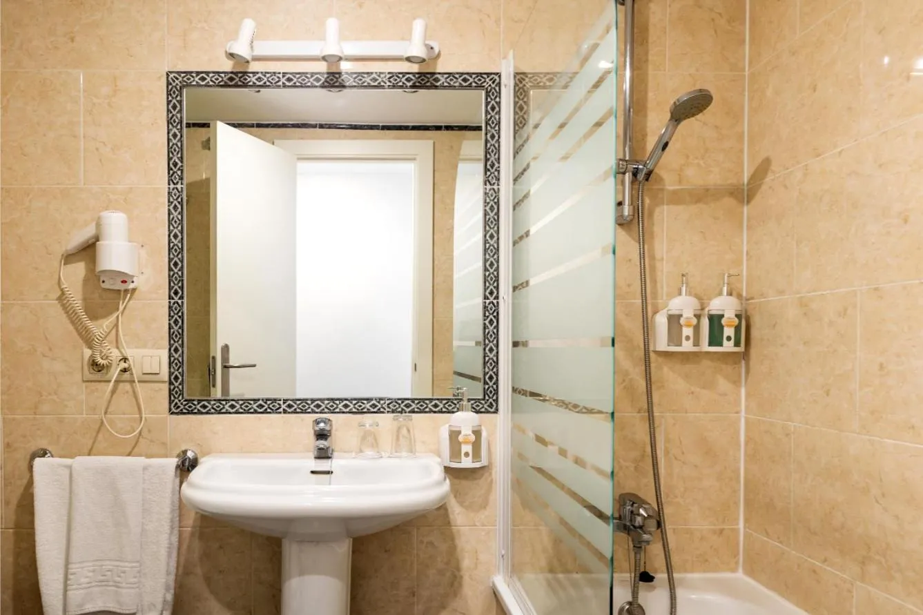 Bathroom in Colectia Hotel Santa Lucía
