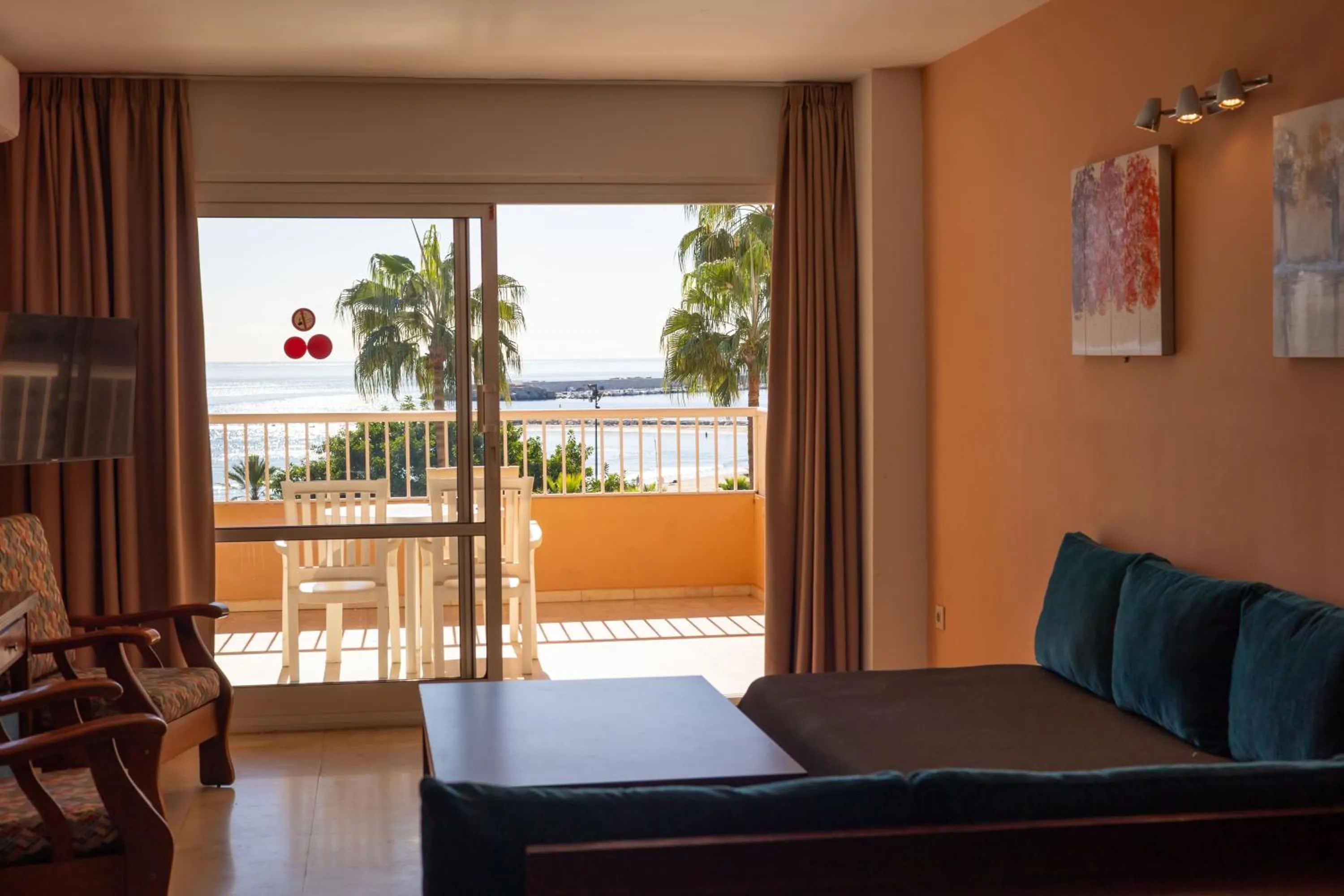 Apartamentos La Jabega