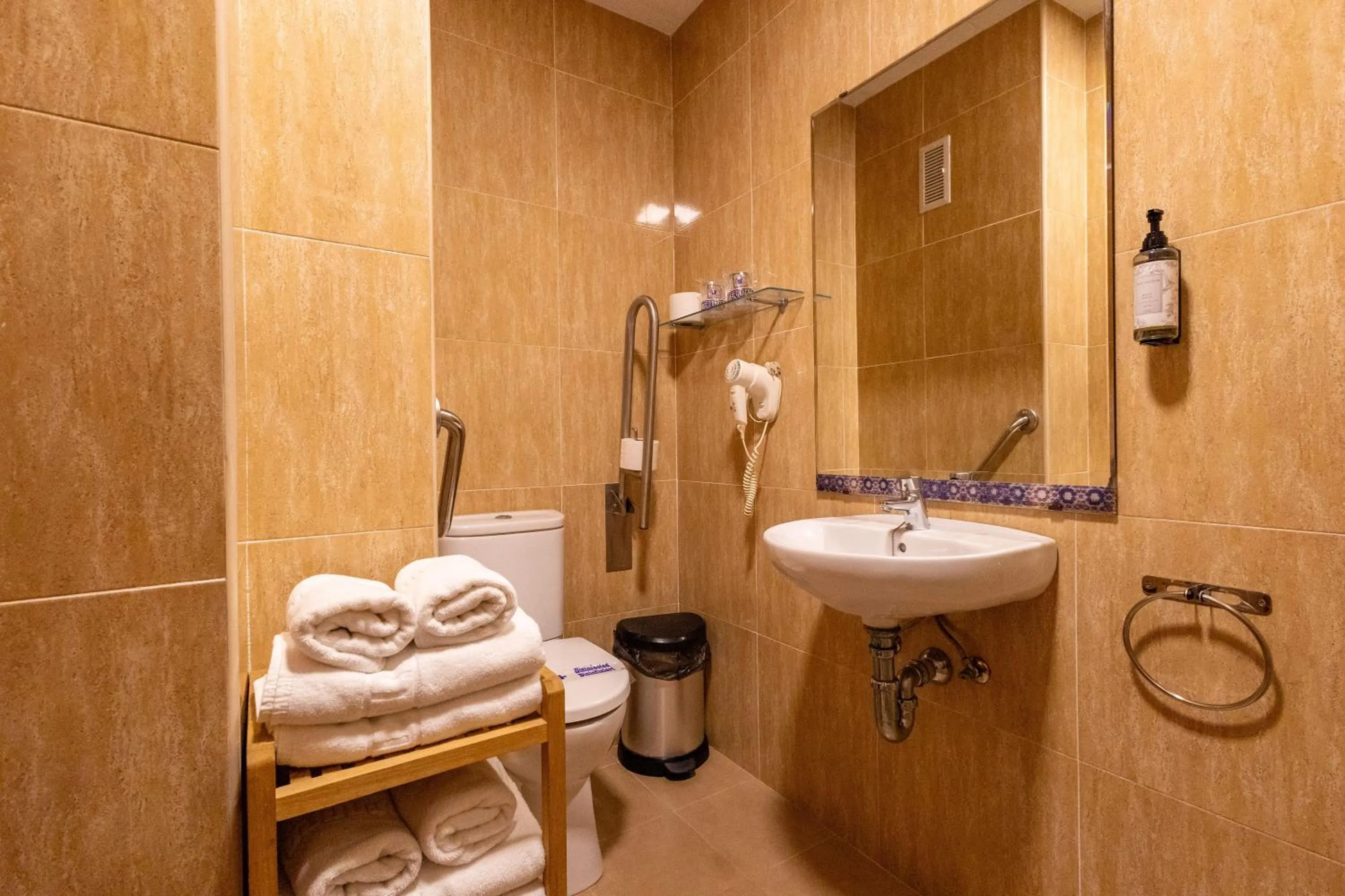 Apartamentos La Jabega