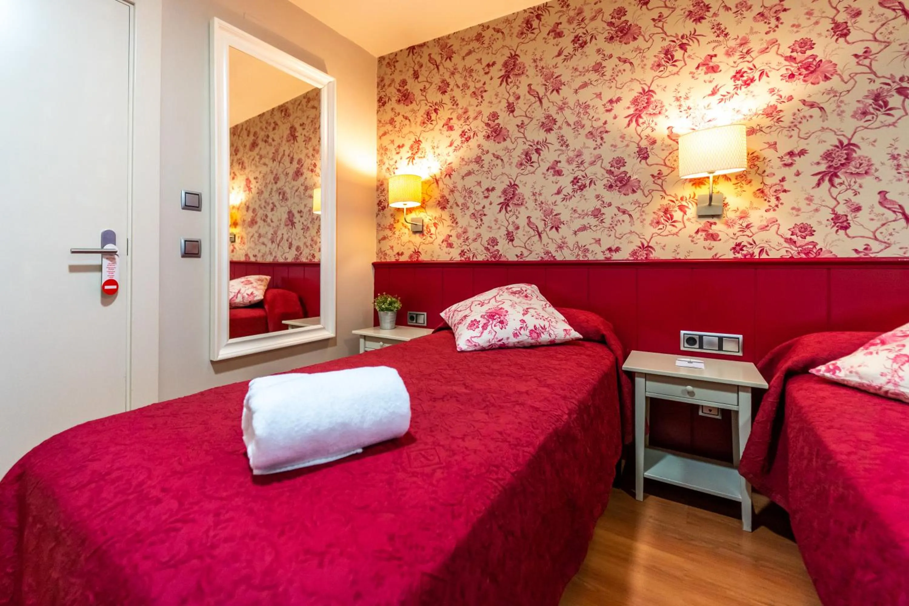 Decorative detail, Bed in Hostal Matheu