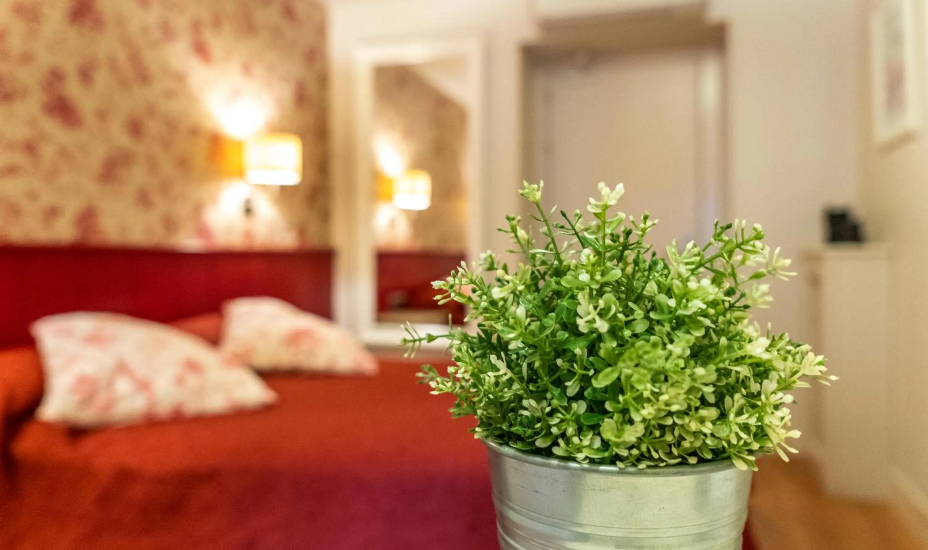 Decorative detail, Bed in Hostal Matheu