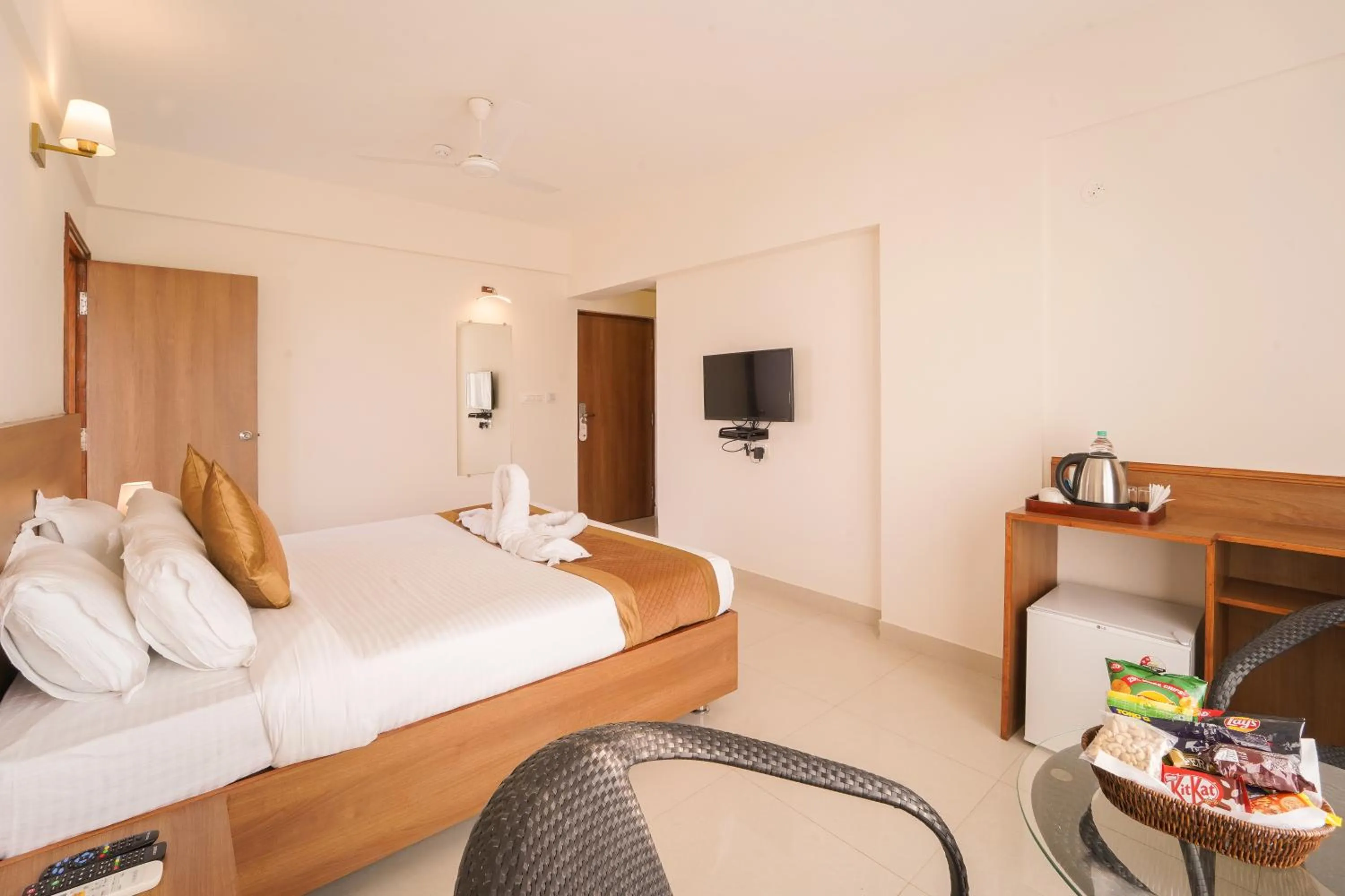 Bedroom, Bed in Hotel Wayfarer