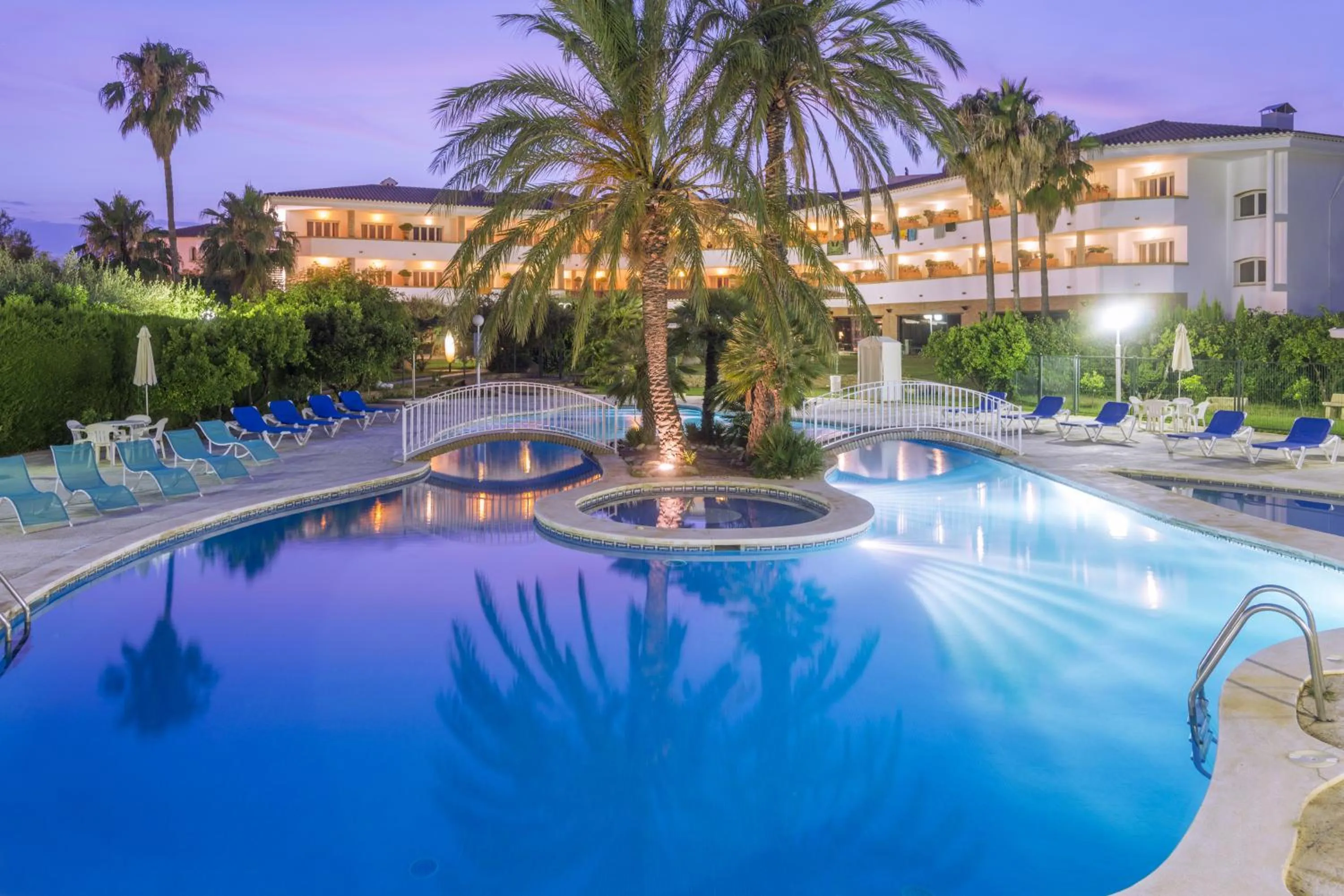 Property building in Mas Gallau