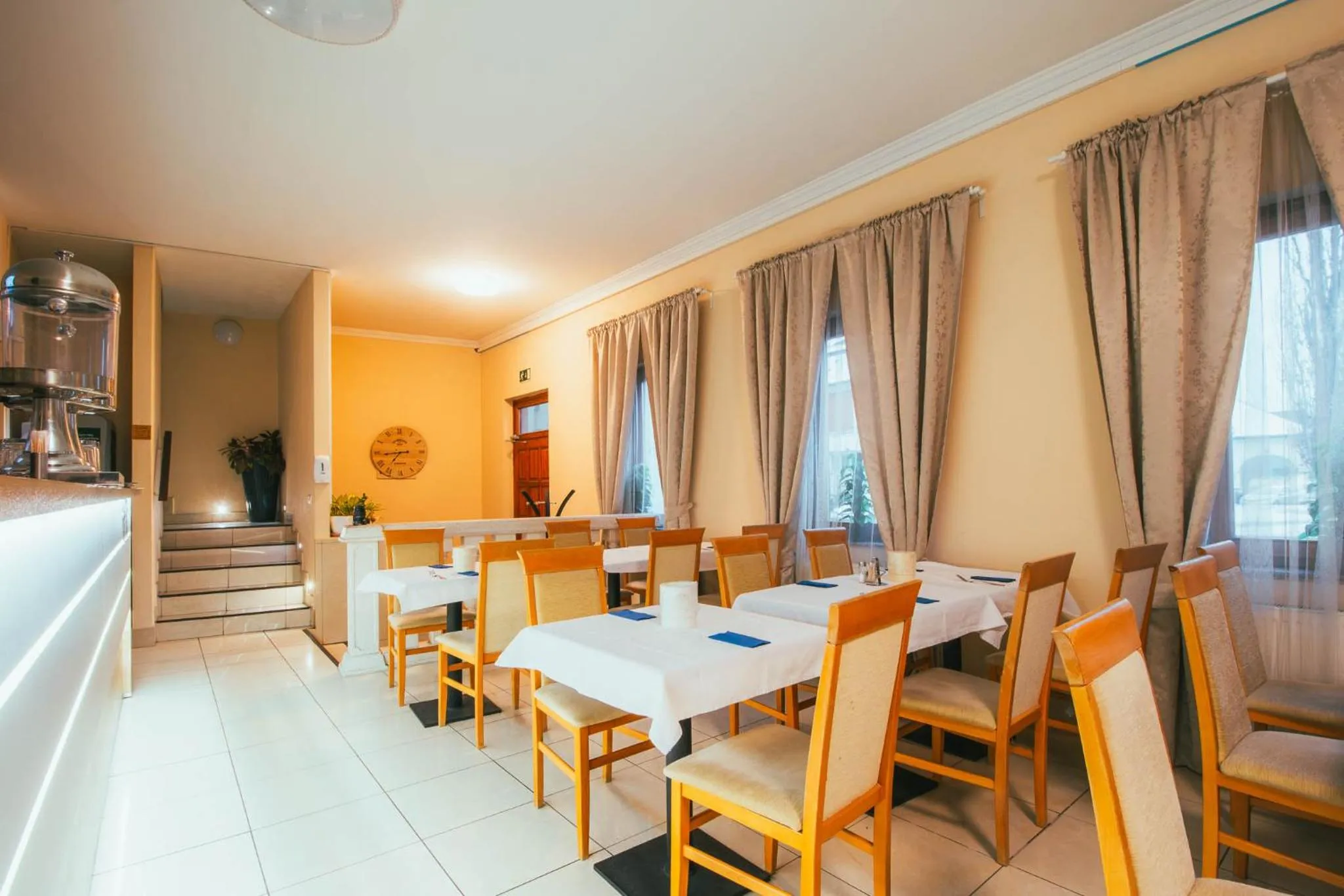 Restaurant/places to eat in Végvári Hotel Eger