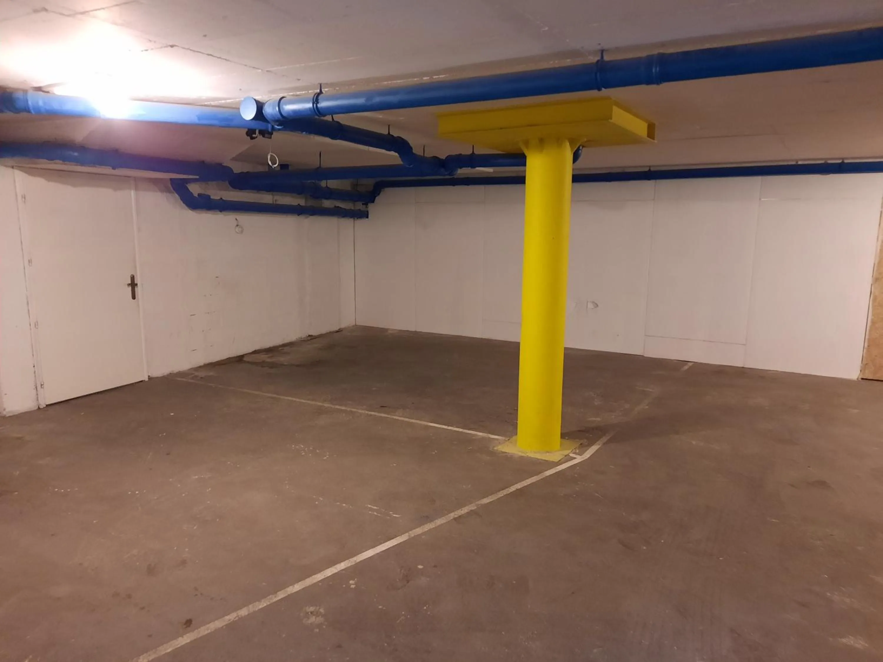 Parking in Végvári Hotel Eger