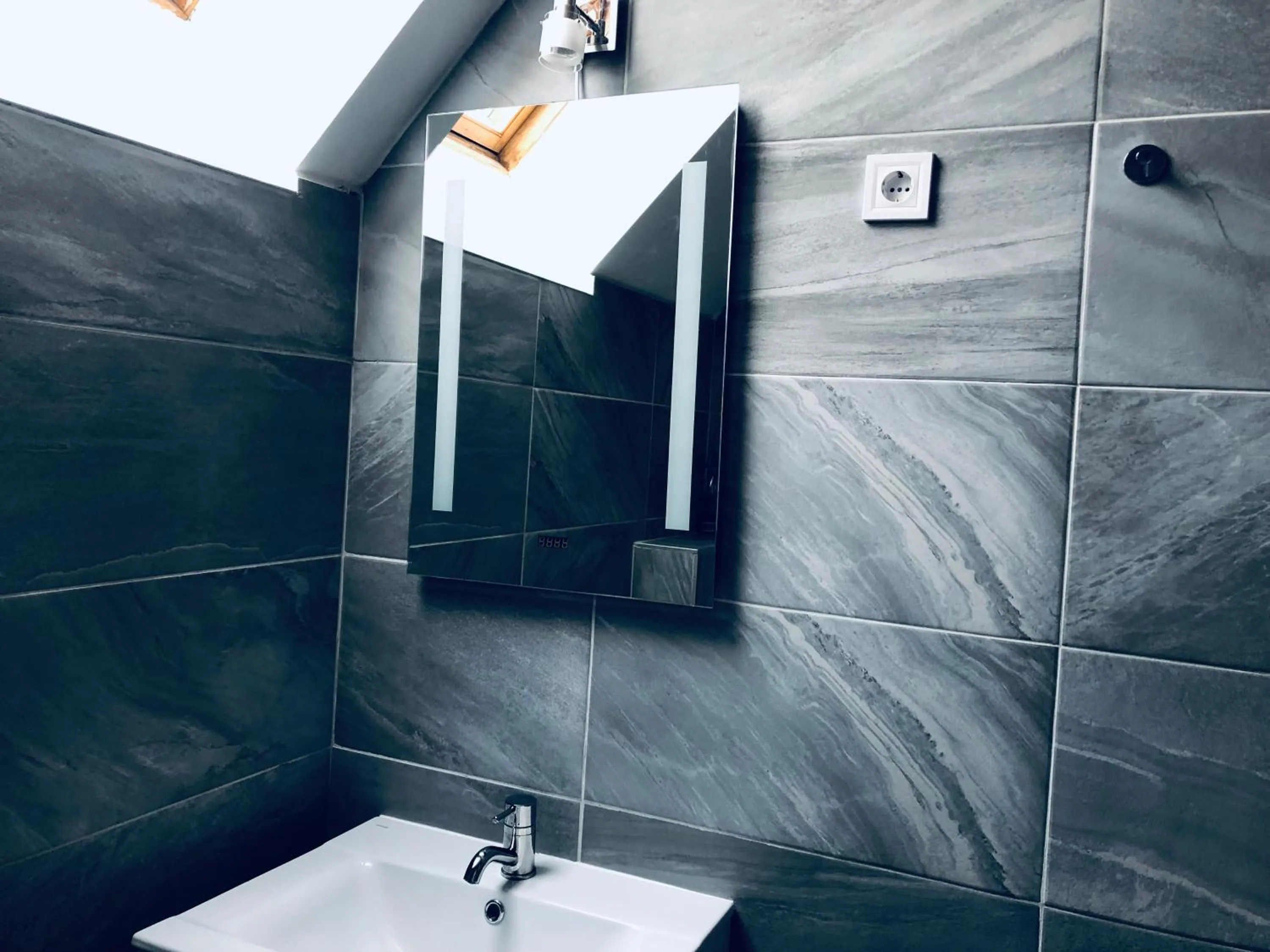 Shower in Végvári Hotel Eger