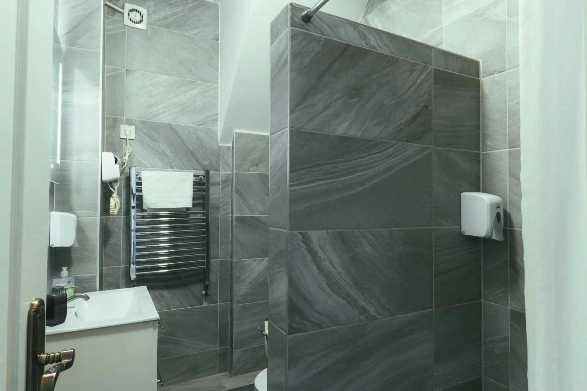 Végvári Hotel Eger