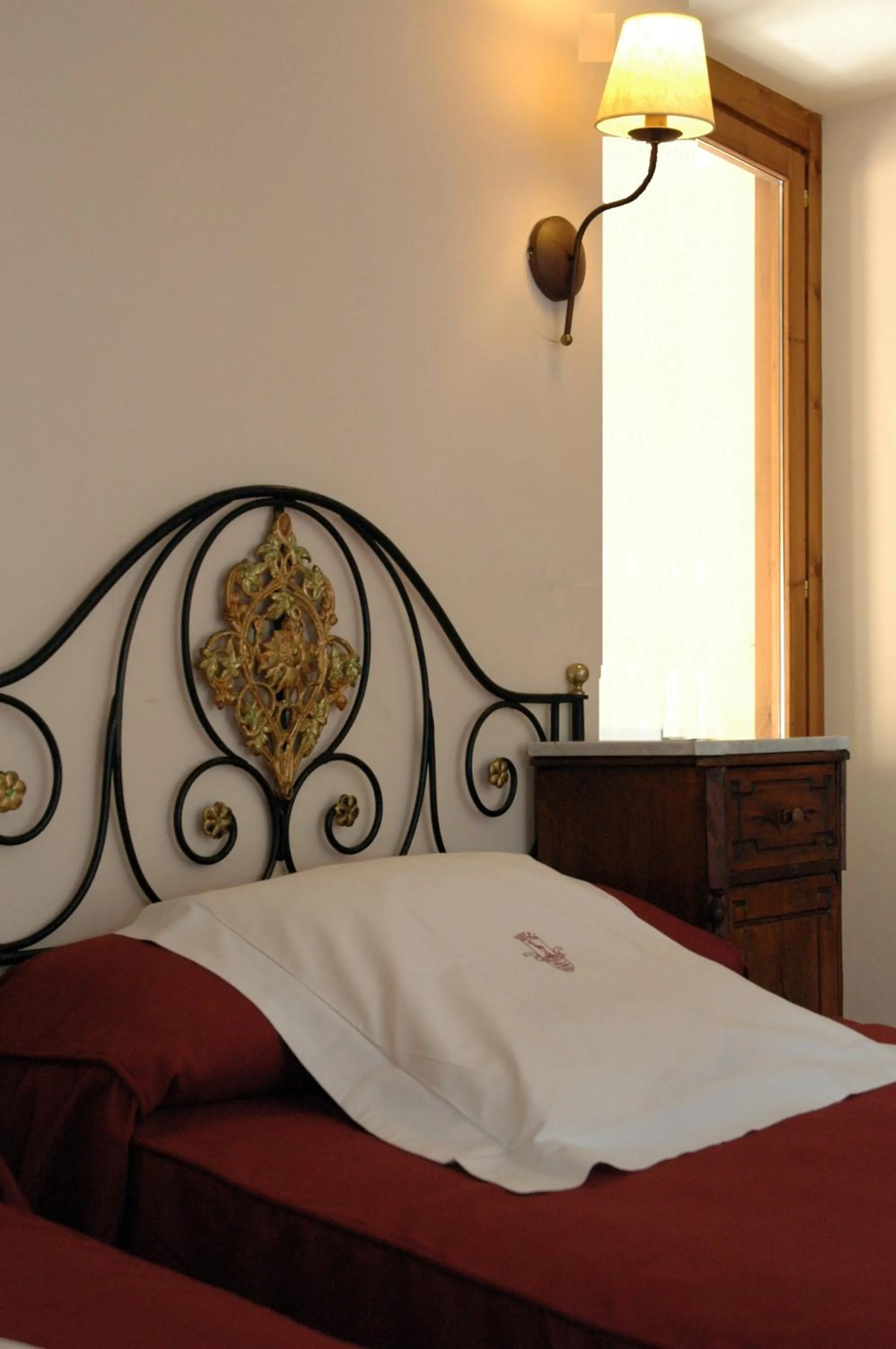 Bed in Hotel Andria