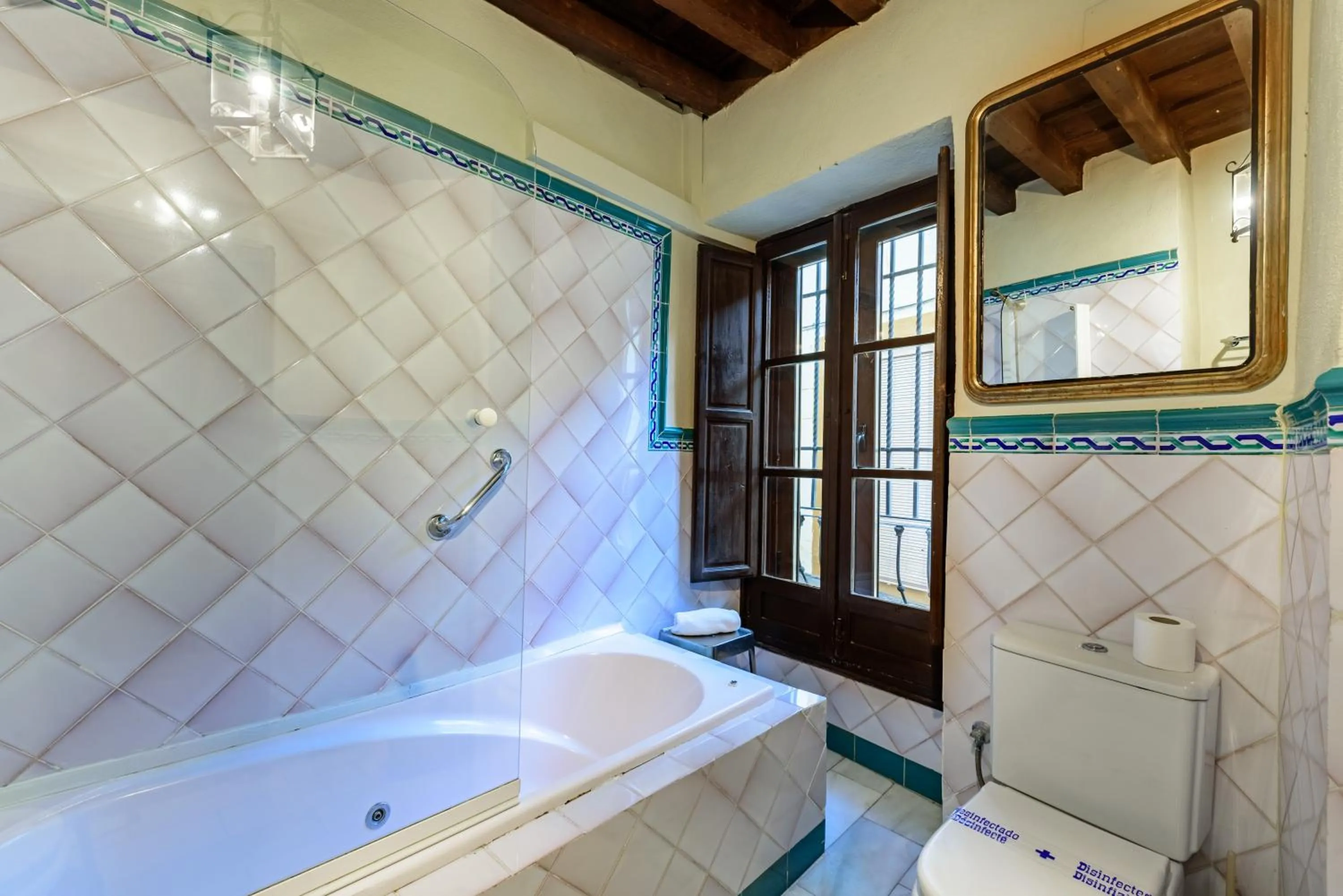 Bathroom in Palacio de Santa Inés