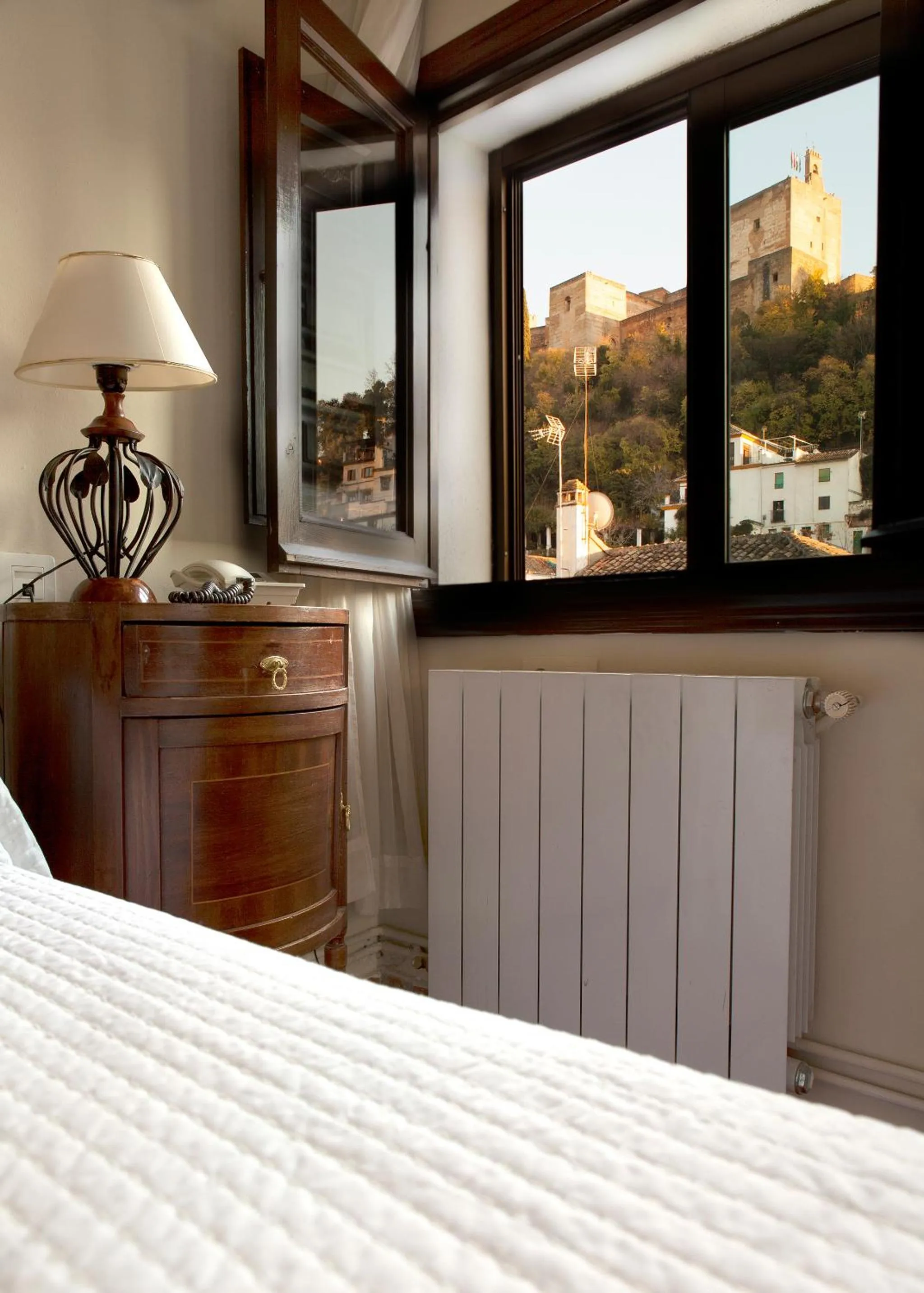 View (from property/room), Bed in Palacio de Santa Inés