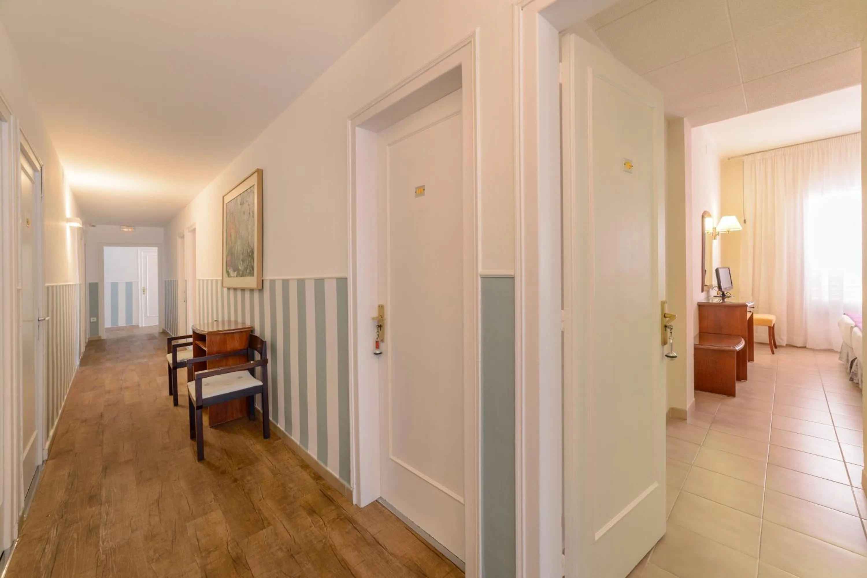 Area and facilities in RVHotels Avenida