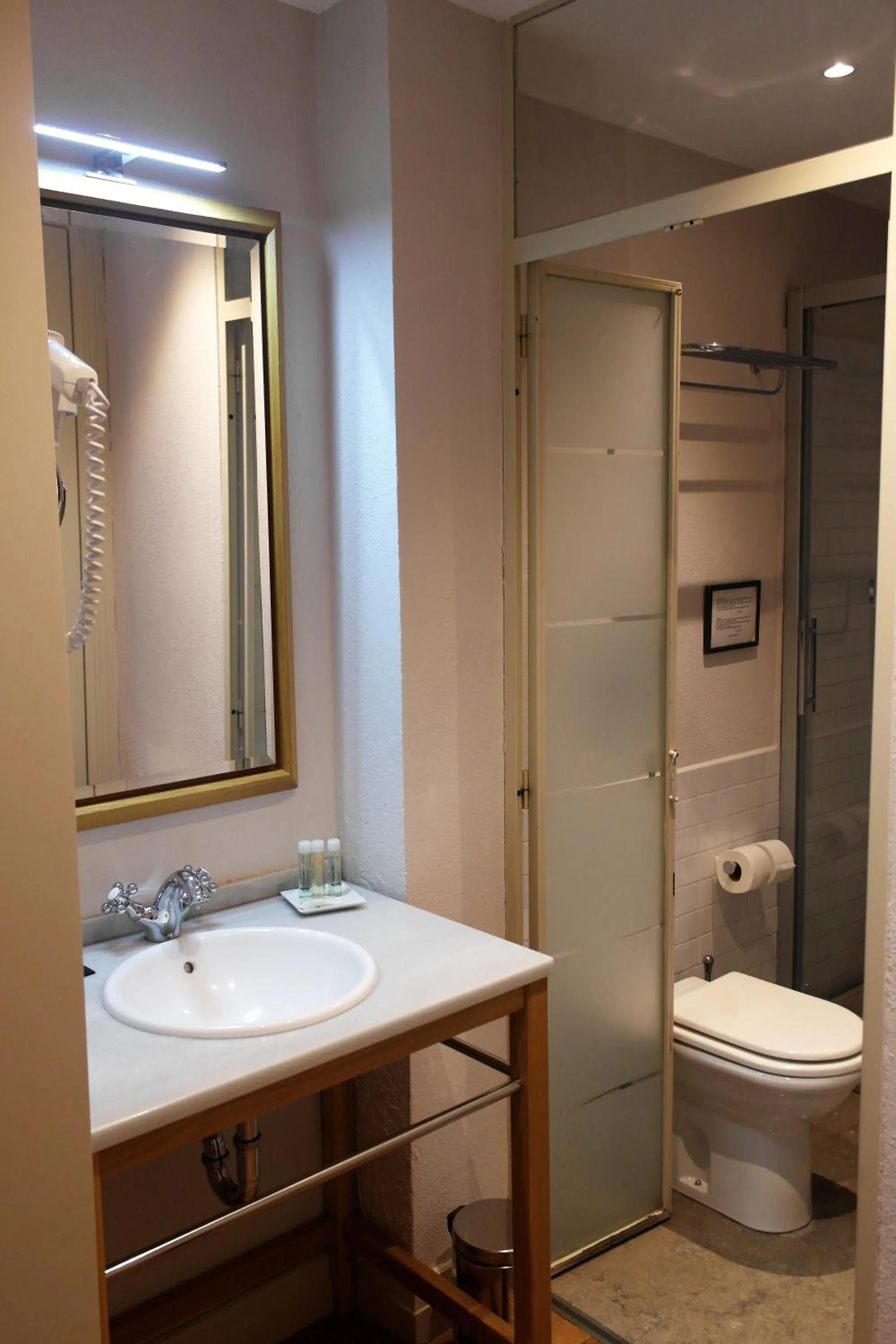 Bathroom in Hotel Cuéntame La Puebla