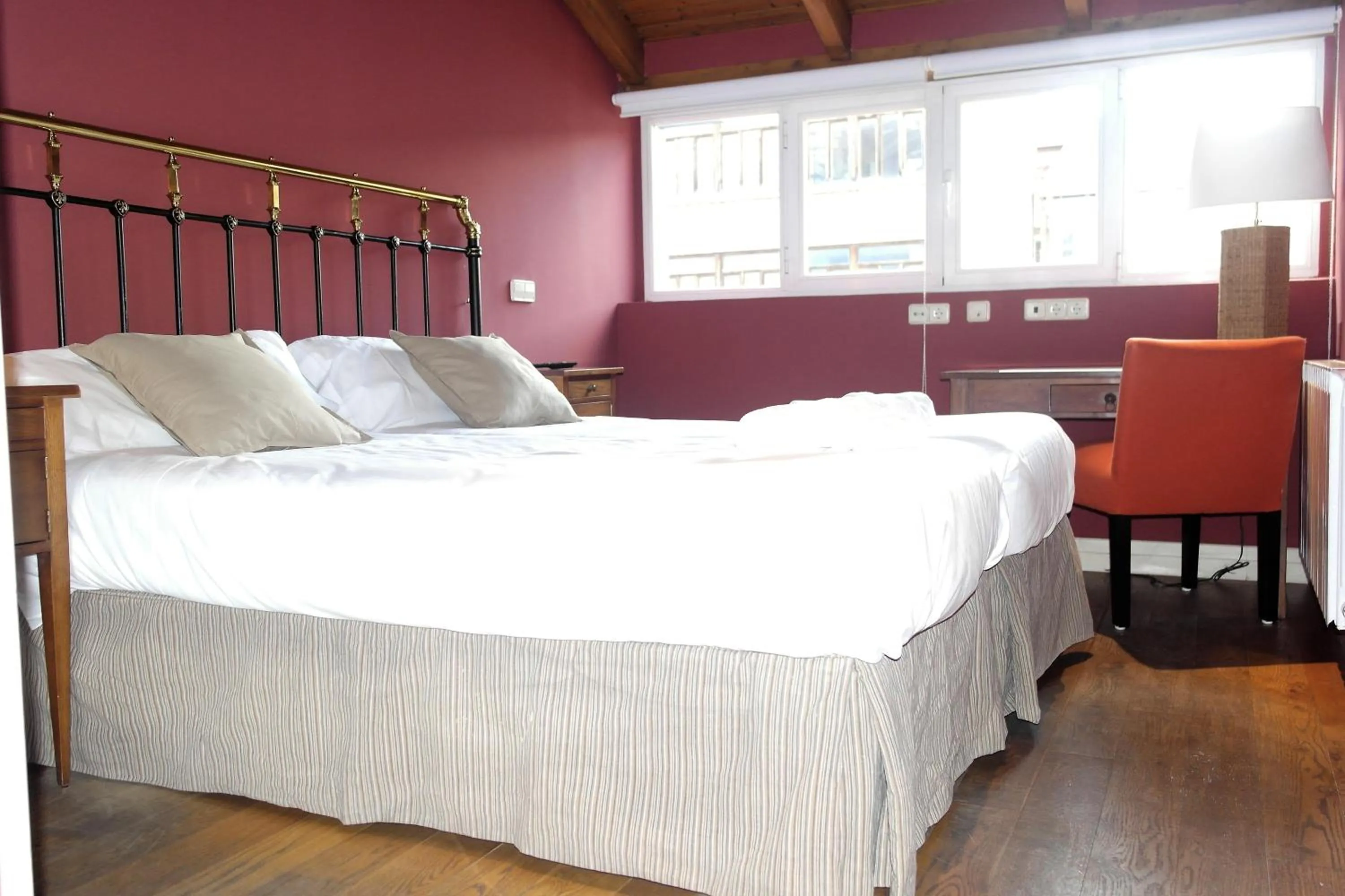 Photo of the whole room, Bed in Hotel Cuéntame La Puebla