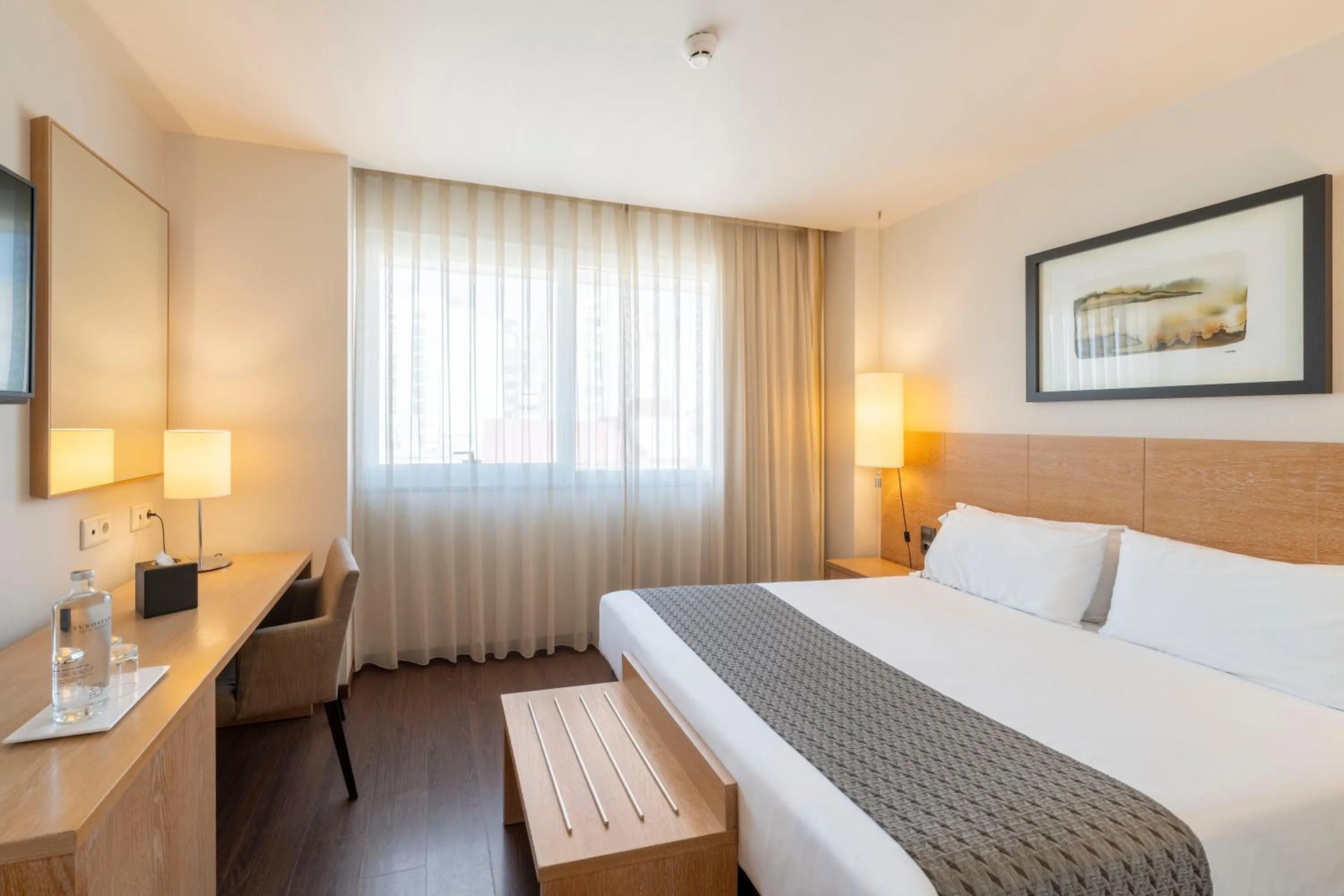 Bed in Eurostars Lucentum