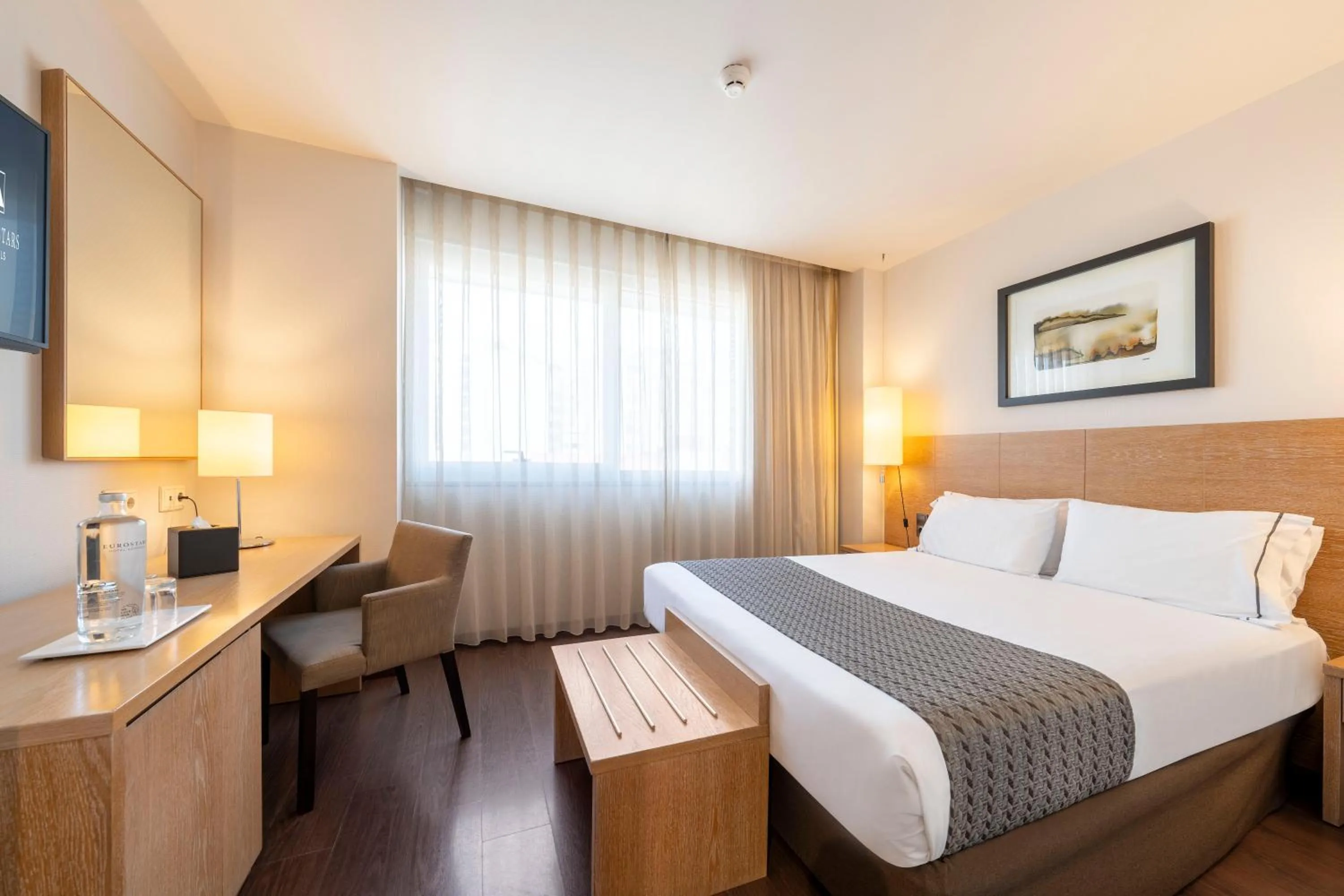 Bed in Eurostars Lucentum