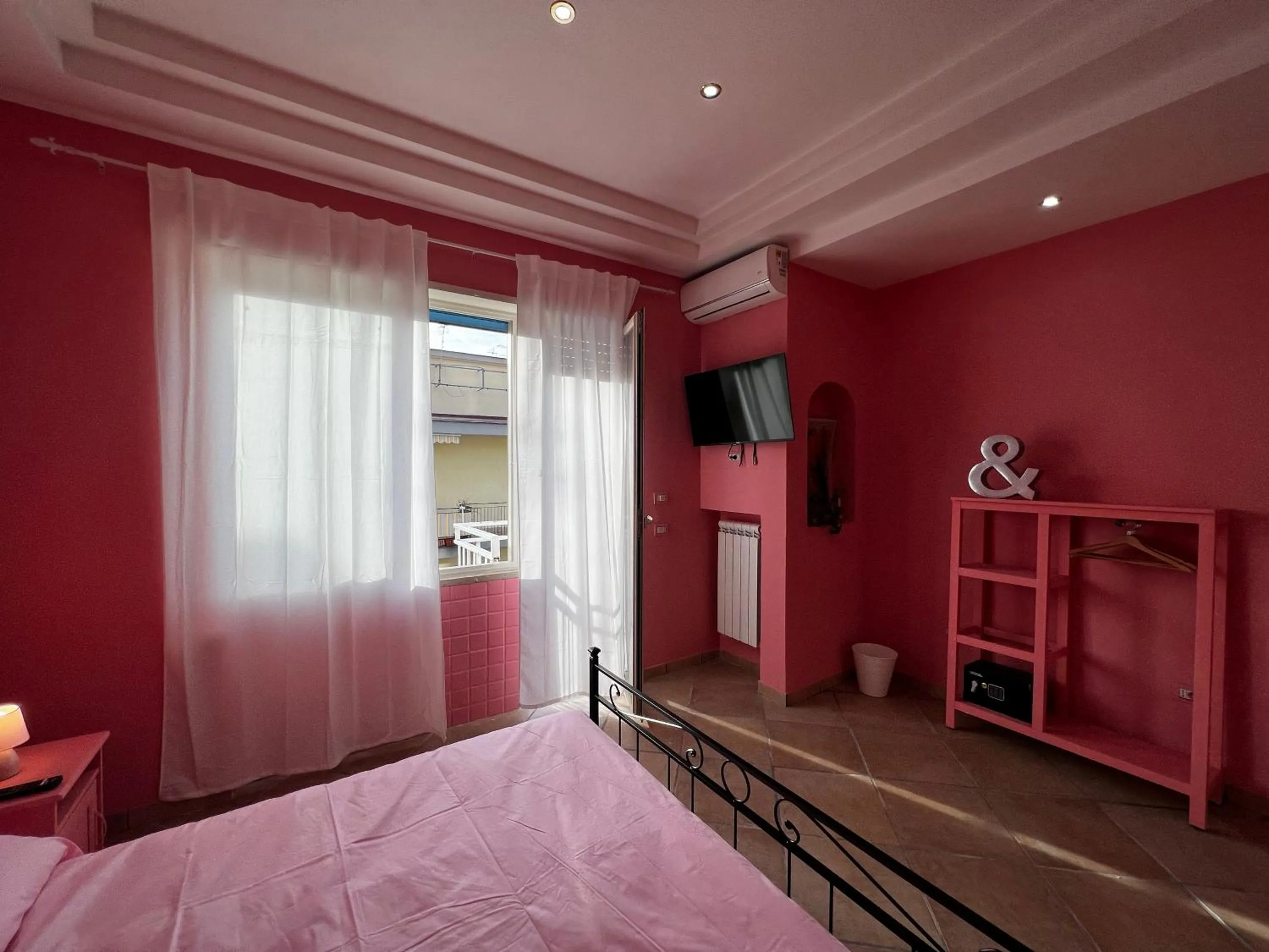 Bed in RaRoom Colors