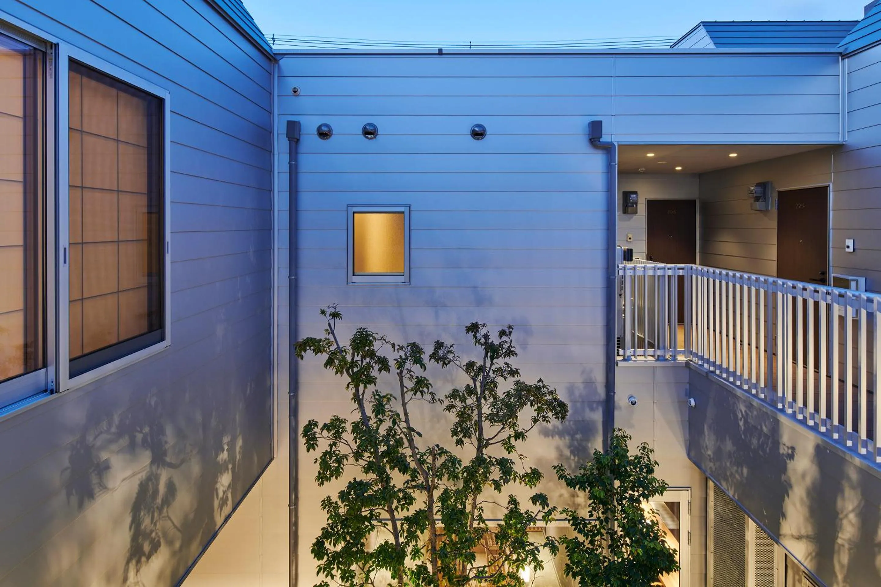 Property building in Reikyo Garden Osaka