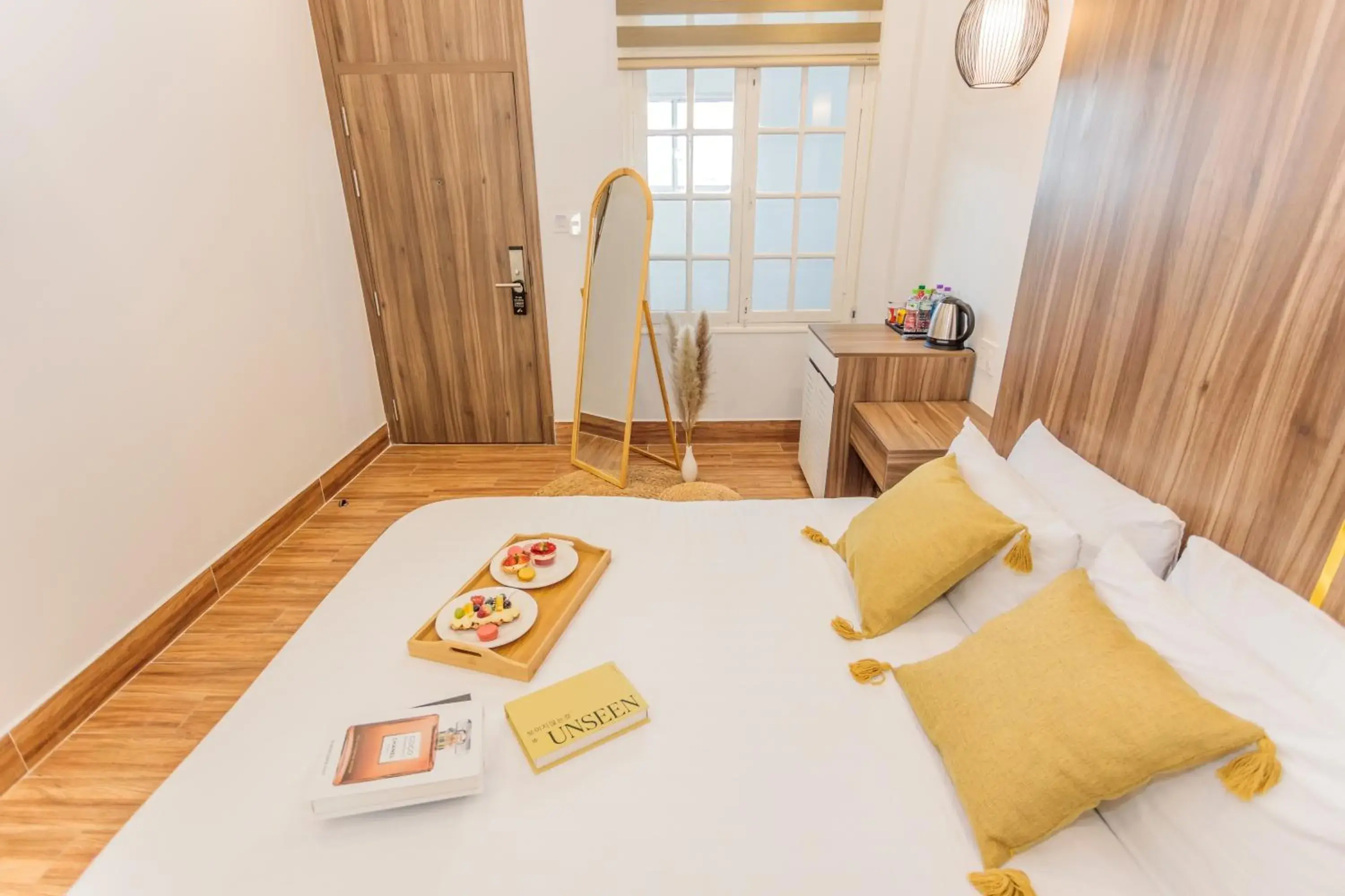 Superior Double Room in The Morris Hotel - Central Hotel Đà Lạt Superior Double Room in The Morris Hotel - Central Hotel Đà Lạt