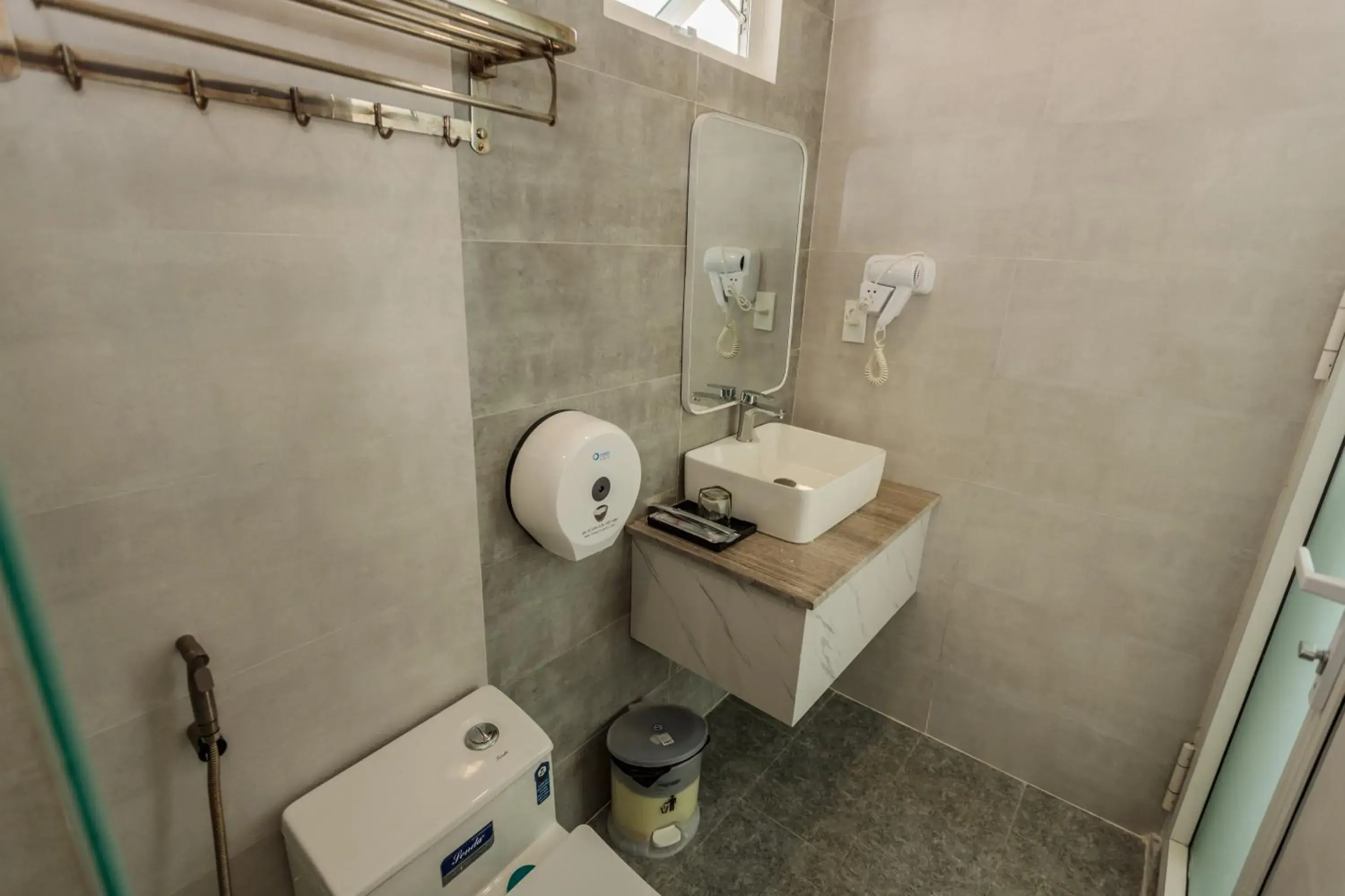 Standard Double Room in The Morris Hotel - Central Hotel Đà Lạt Standard Double Room in The Morris Hotel - Central Hotel Đà Lạt