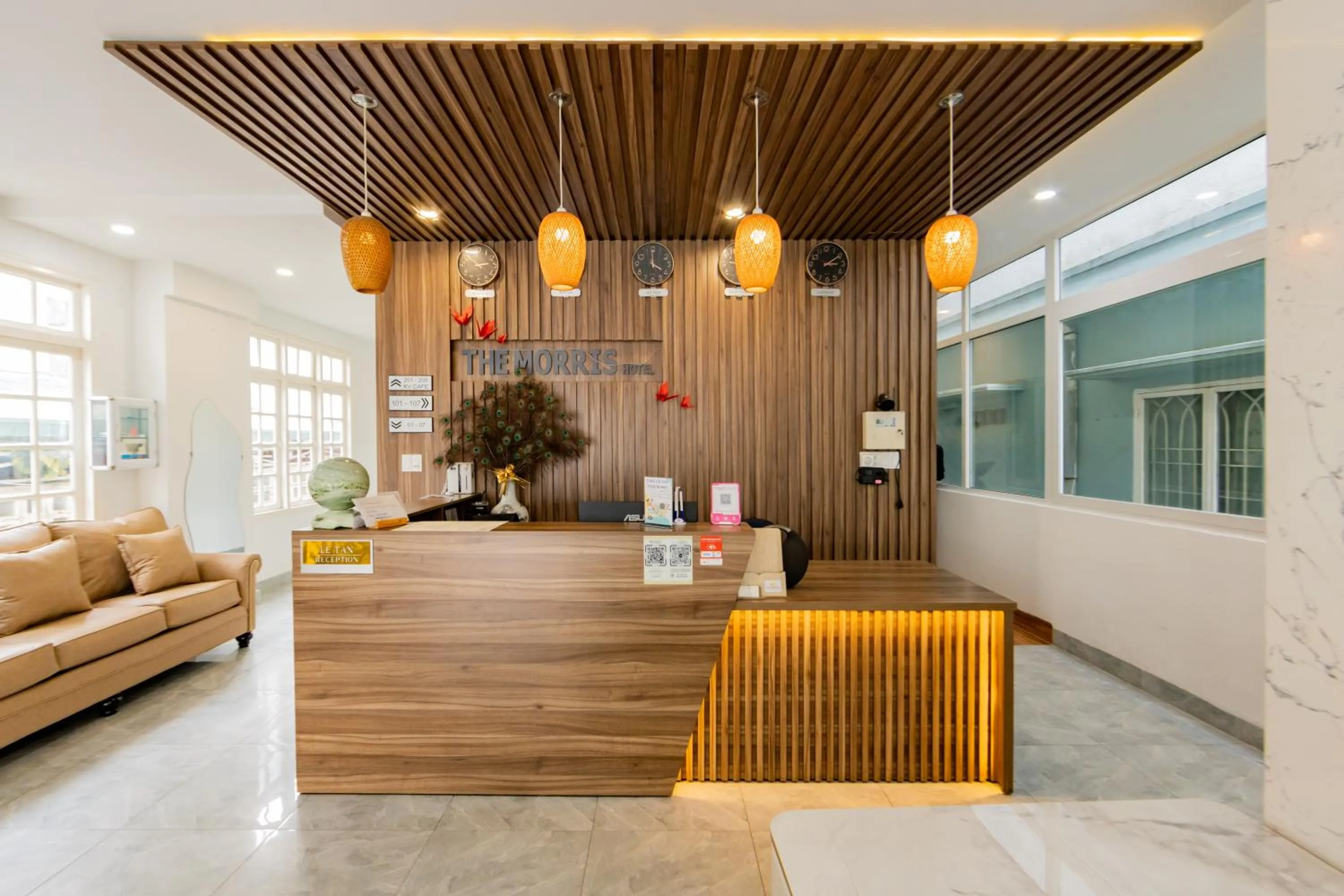 Living room in The Morris Central Hotel - O'TEL