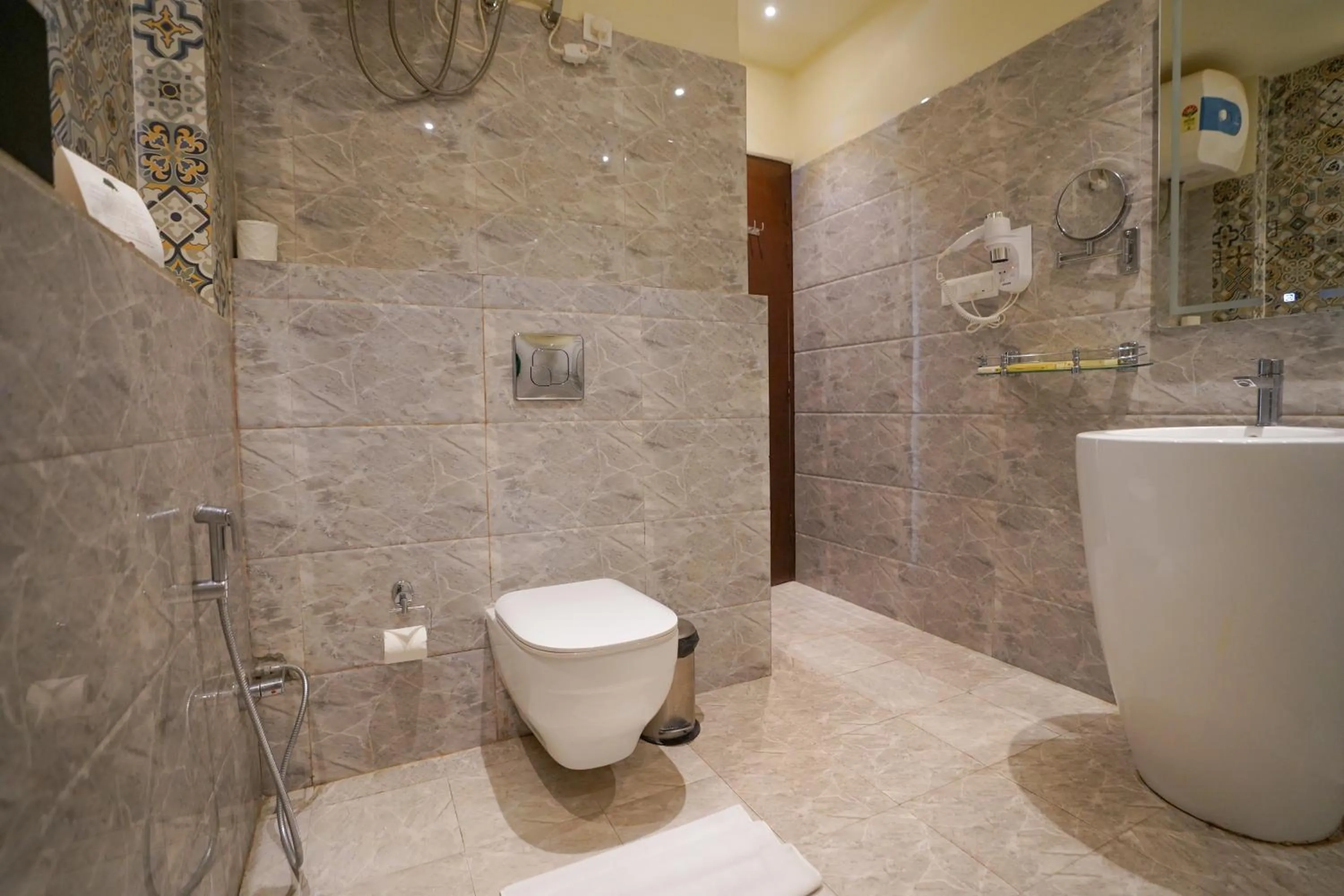 Bathroom in WelcomHeritage Parv Vilas Resort & Spa