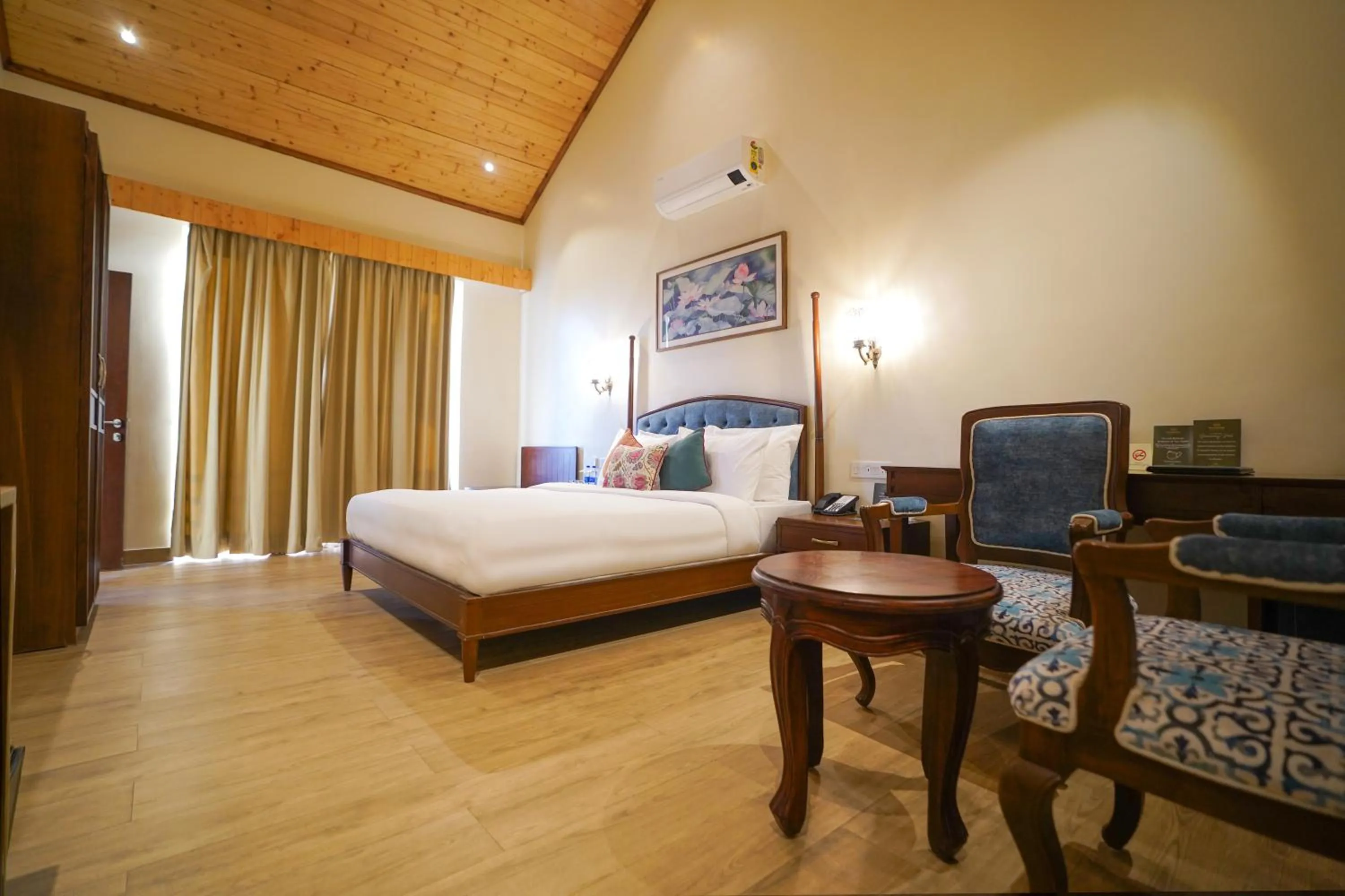 Bedroom, Bed in WelcomHeritage Parv Vilas Resort & Spa