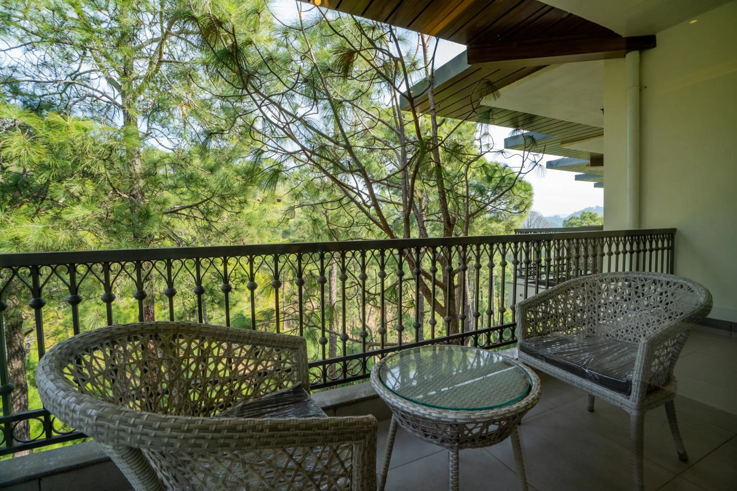 Day in WelcomHeritage Parv Vilas Resort & Spa