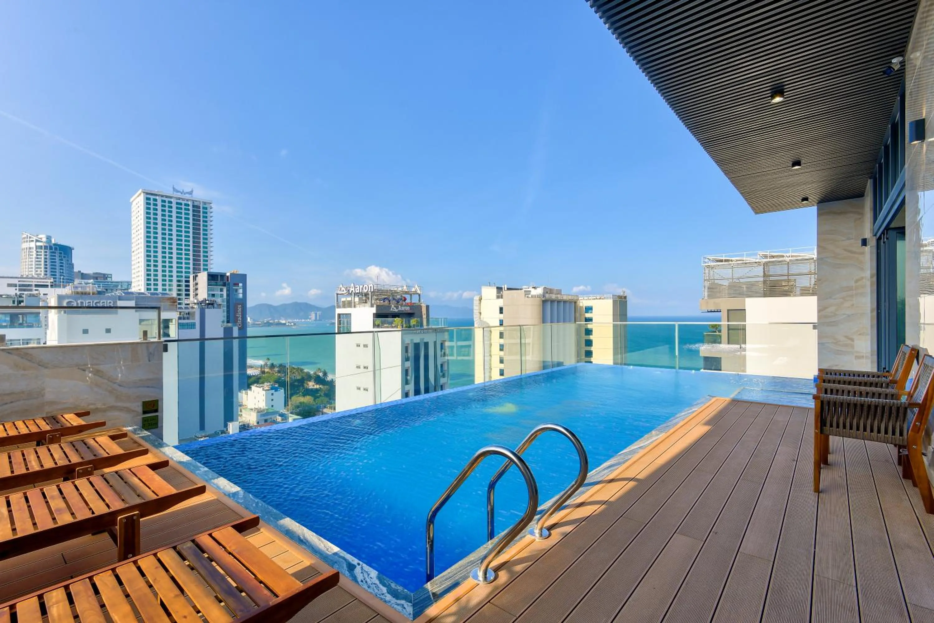 Maris Hotel Nha Trang